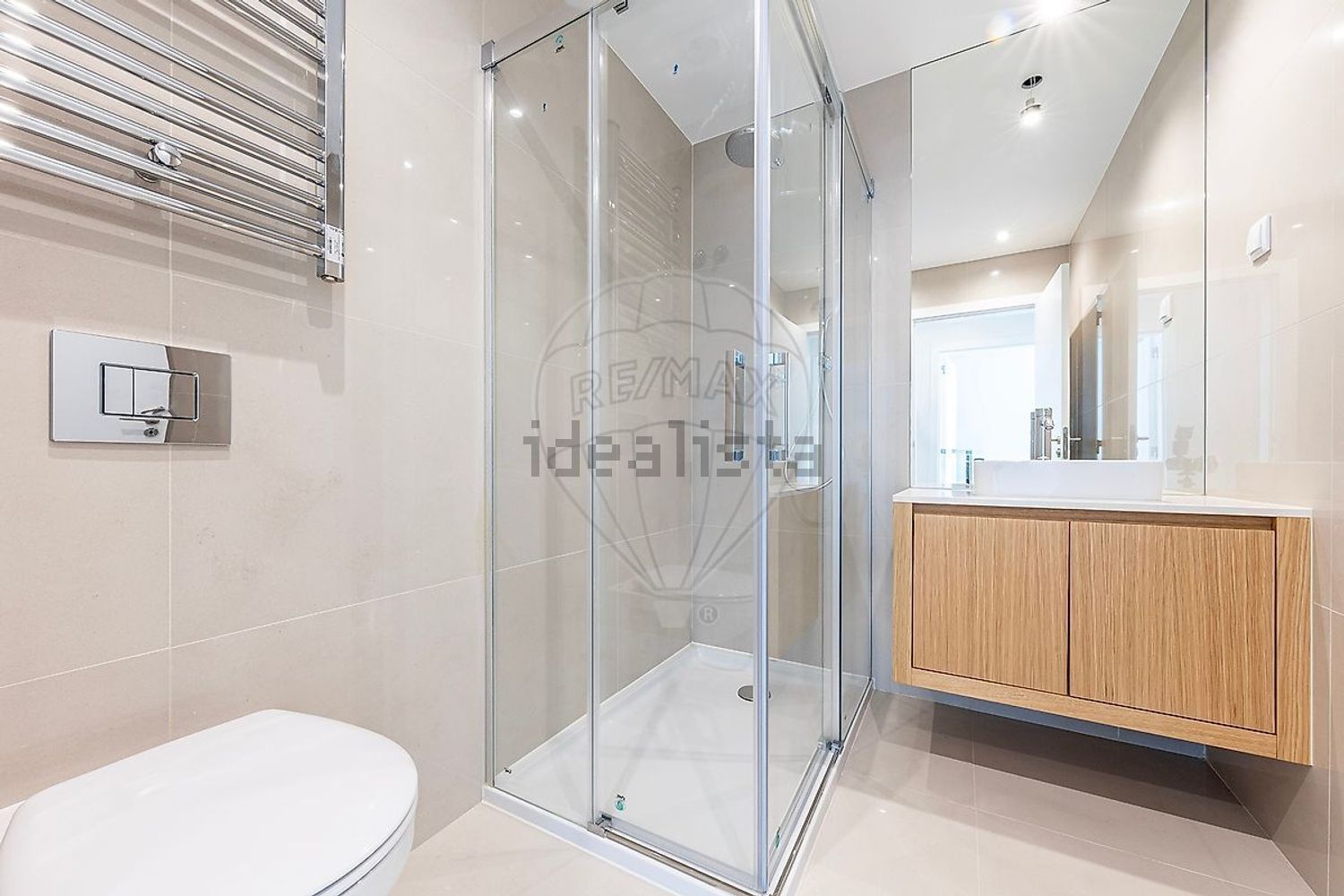 公寓 t3出售在Rua André de Gouveia - 卫生间