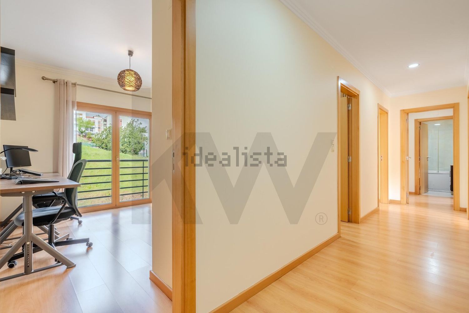 公寓 t4出售在Rua Torcato Jorge, 29 - 过道