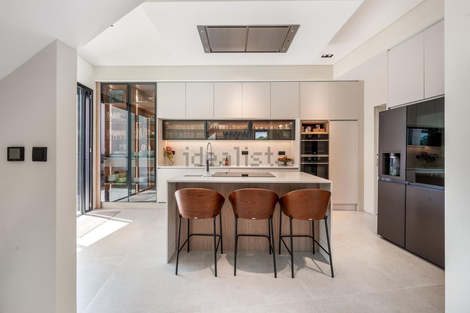 小楼房或独栋别墅出售在Rua das Lombas - 客厅