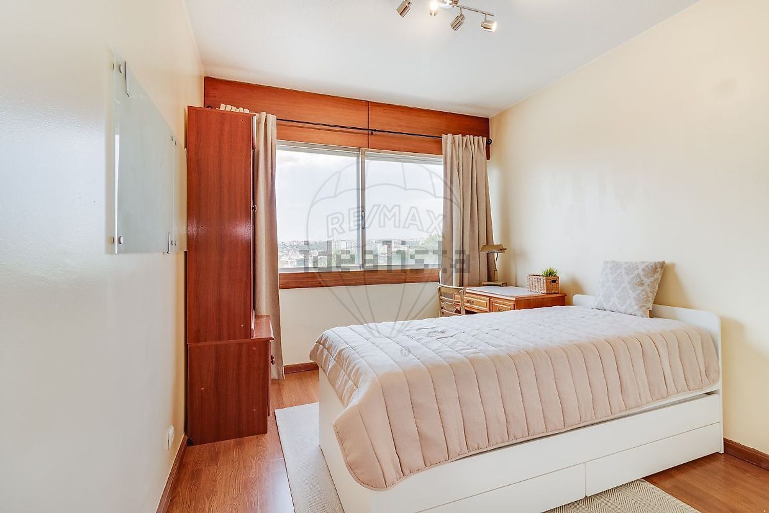 出租公寓 t2在Rua Maria Brown - 卧室