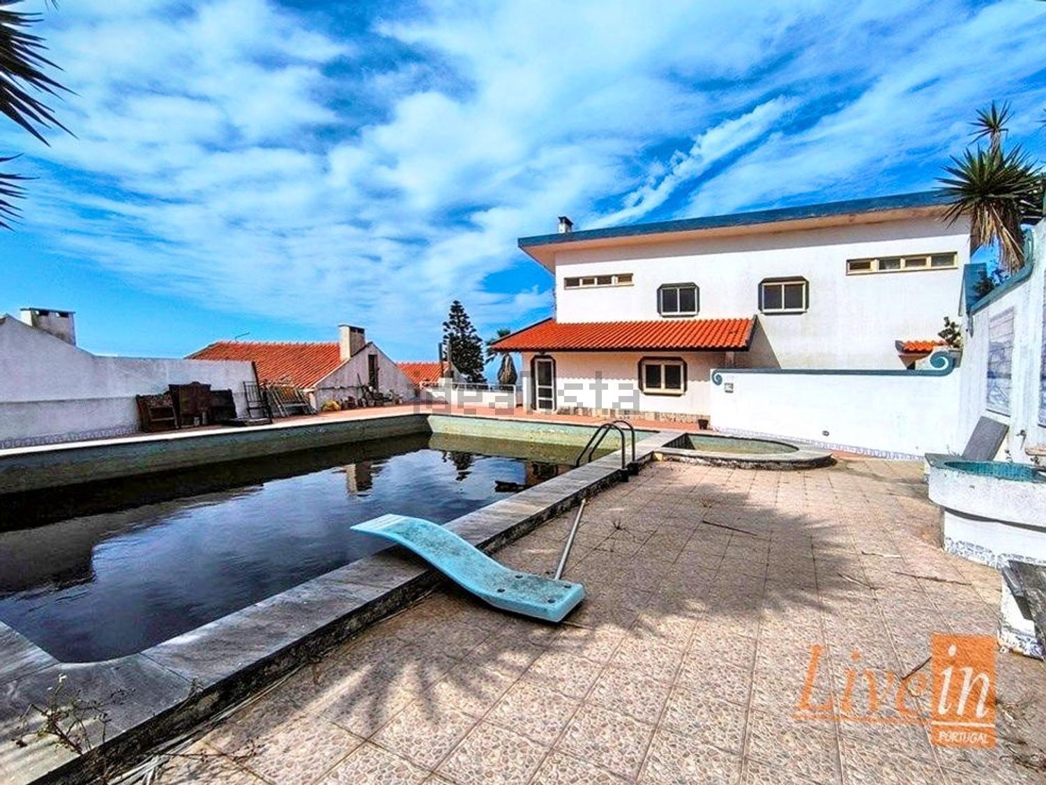 小楼房或独栋别墅出售在Santo Isidoro - 外立面