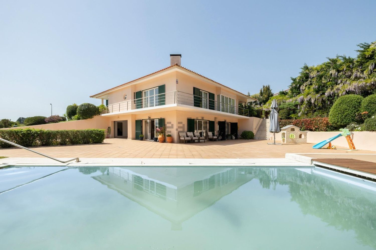 小楼房或独栋别墅出售在Rua da Mãe d'Água, 20 - 游泳池