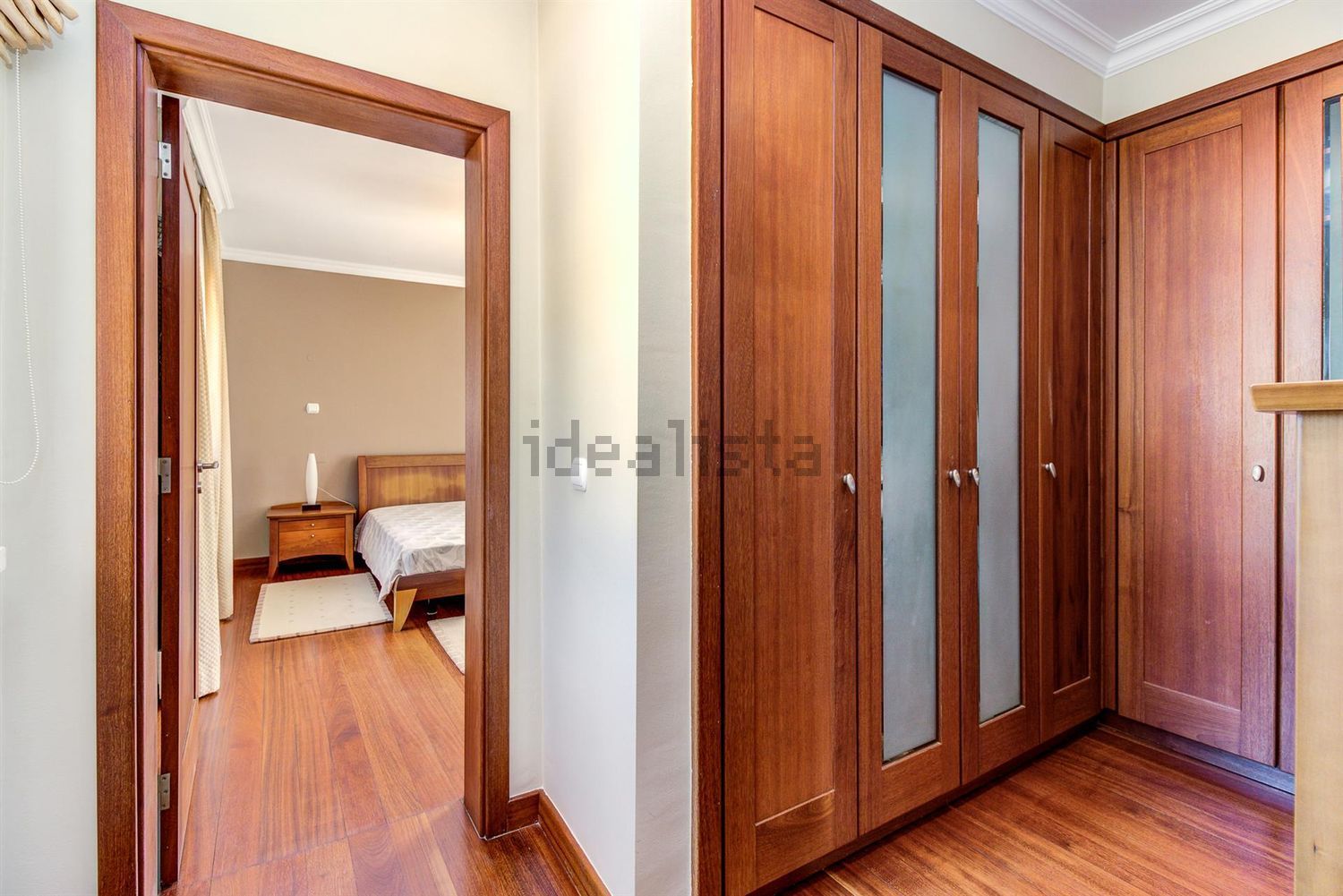 小楼房或独栋别墅出售在Rua do Mosqueiro, 19 - 试衣间