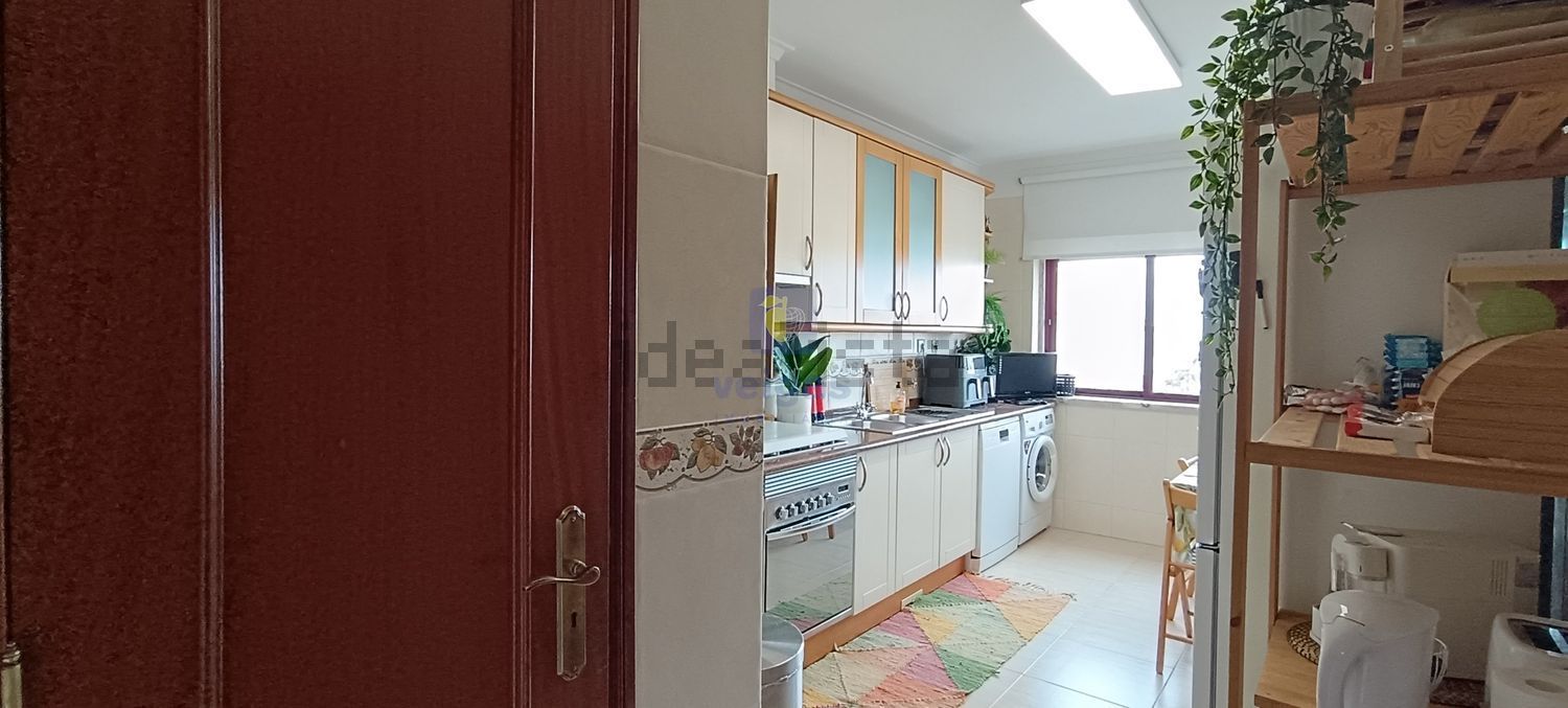 公寓 t2出售在Ramada e Caneças - 厨房