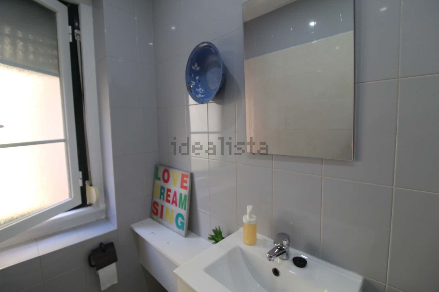 出租房间在Rua Actor Vale, 51 - 卫生间