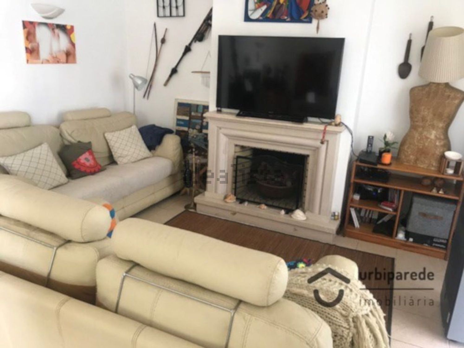 出租小楼房或独栋别墅在Praceta Susana Feitor s/n - 客厅