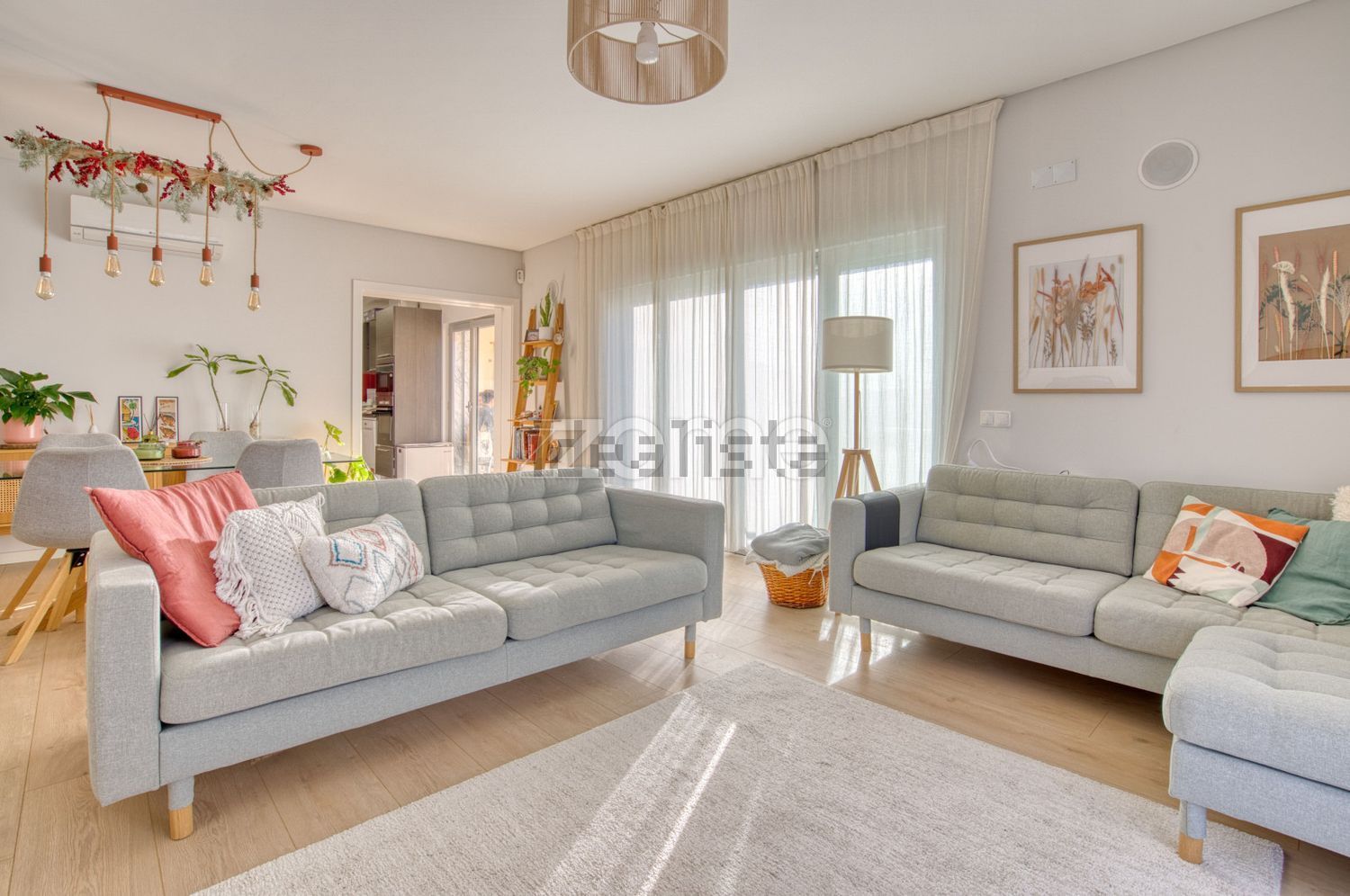 复式公寓出售在Rua dos Eucaliptos, 2 - 客厅