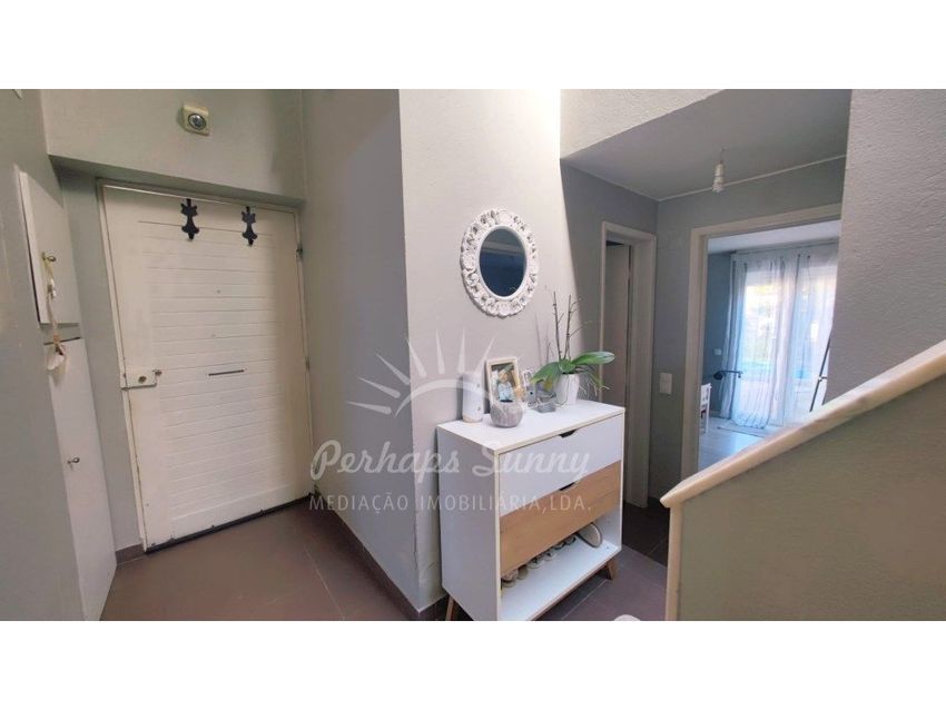 小楼房或独栋别墅出售在Grândola e Santa Margarida da Serra