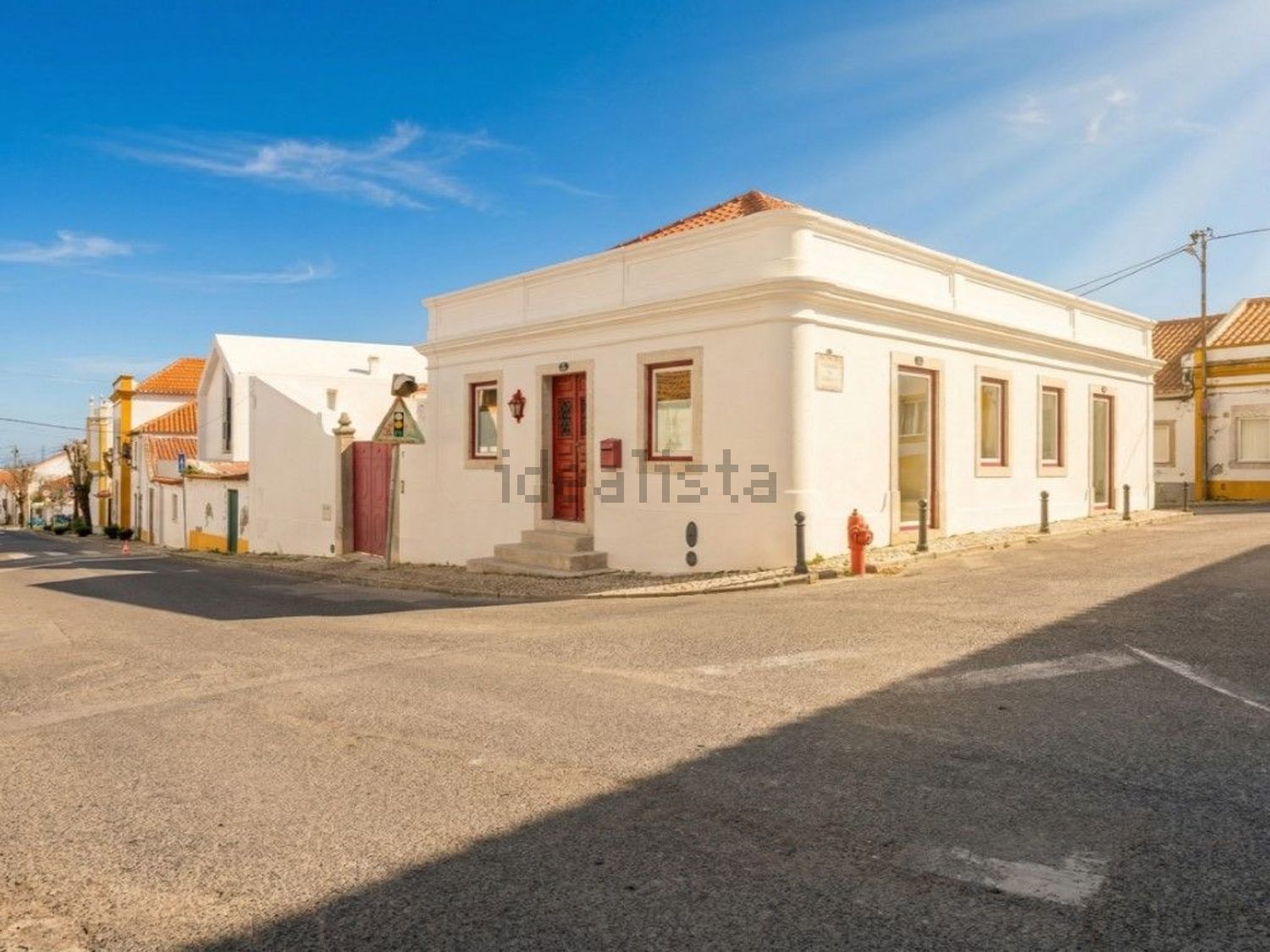 出租小楼房或独栋别墅在Rua Miguel Bombarda, 2 - 外立面