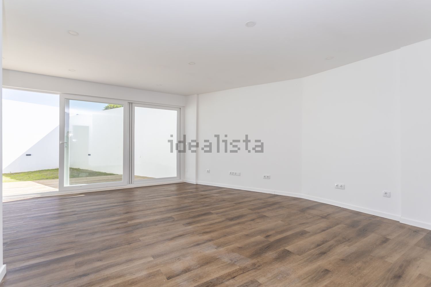 双拼别墅出售在Rua da Independência, 12 - 居住