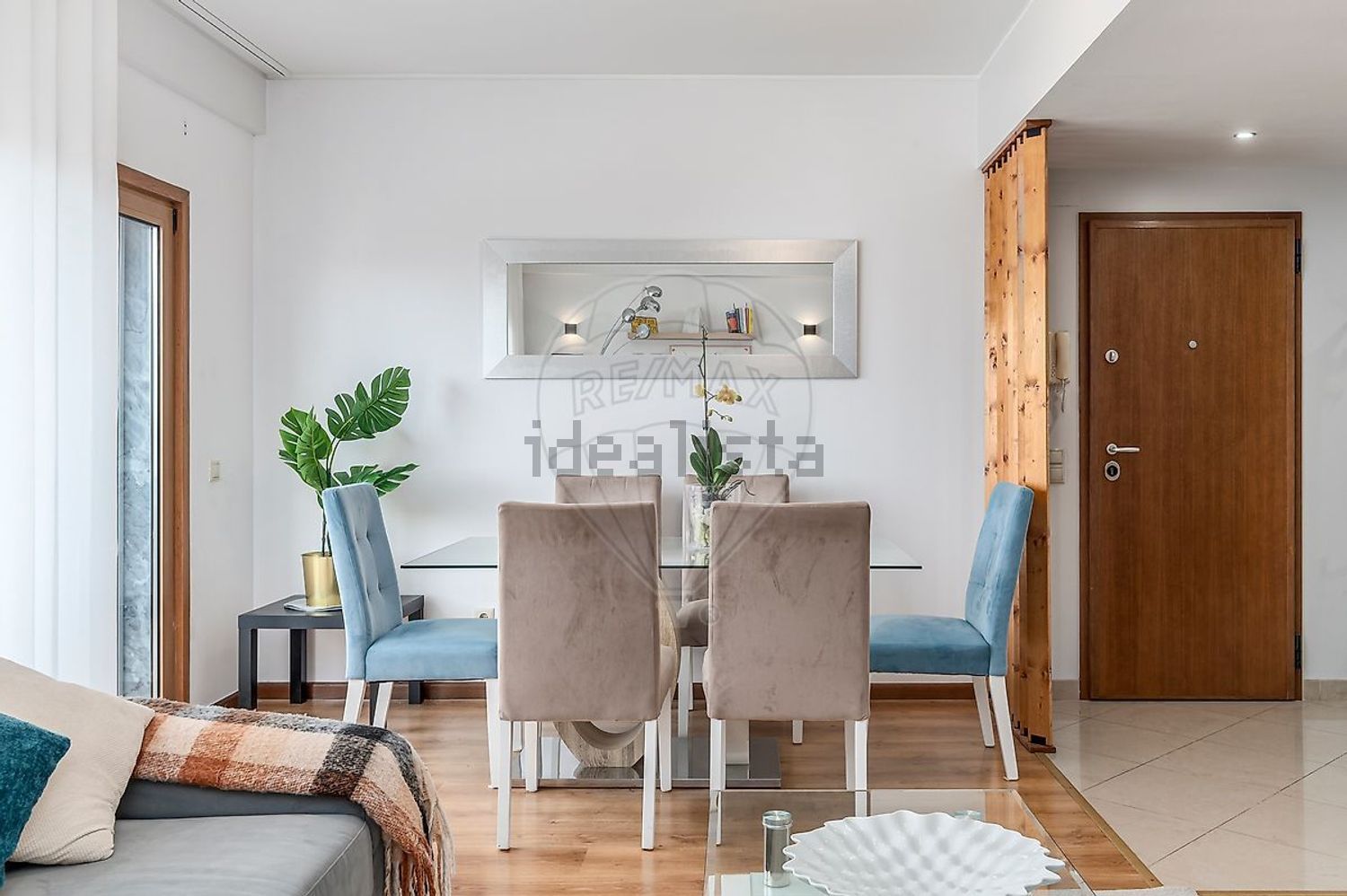 公寓 t3出售在Rua Almirante Reis - 客厅