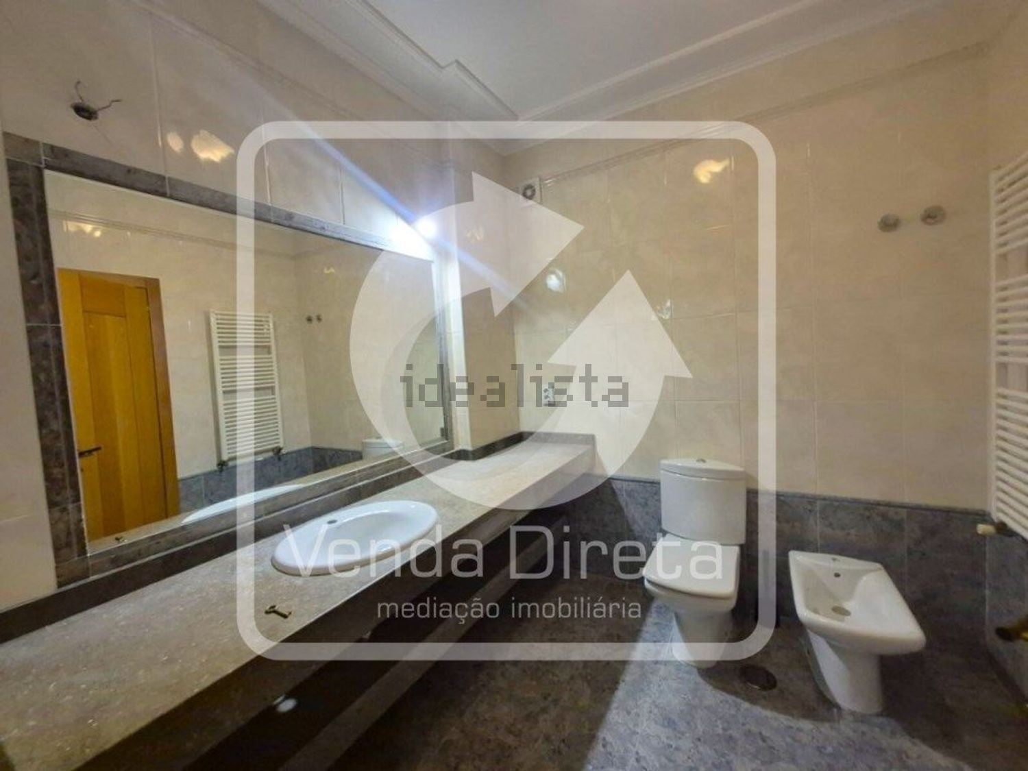 公寓 t2出售在Rua Doutor Vasco Moniz, 25 - 卫生间