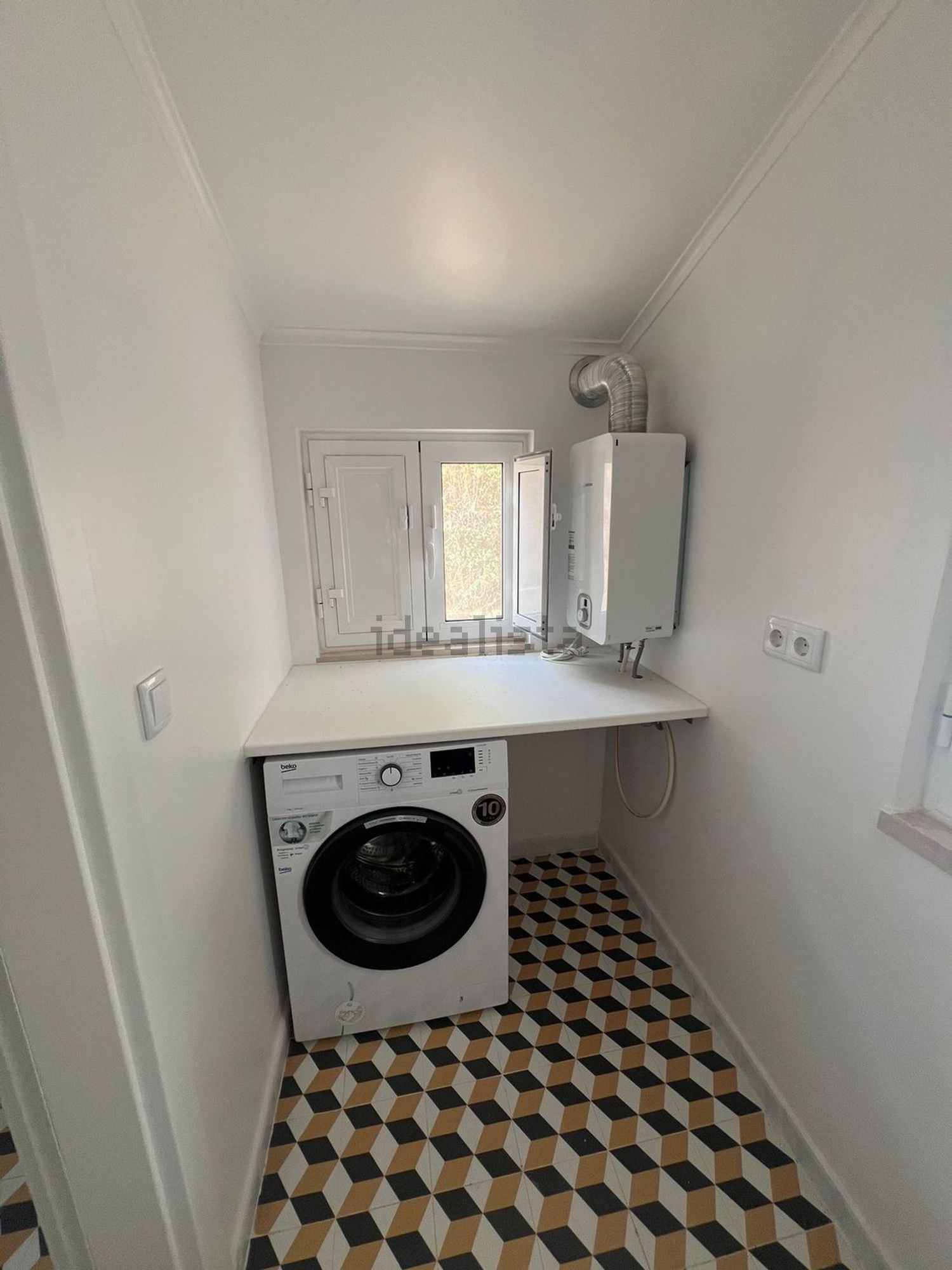 出租房间在Bairro da Mata, 9 - 厨房