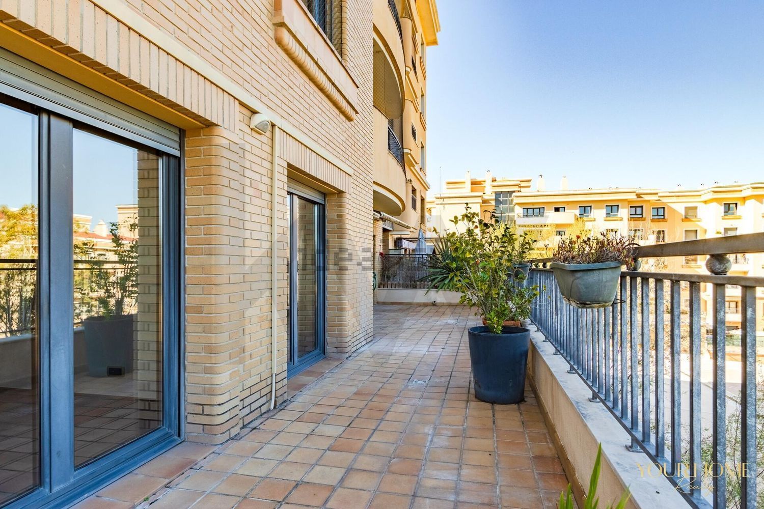 出租公寓 t3在Santo António dos Cavaleiros e Frielas - 阳台