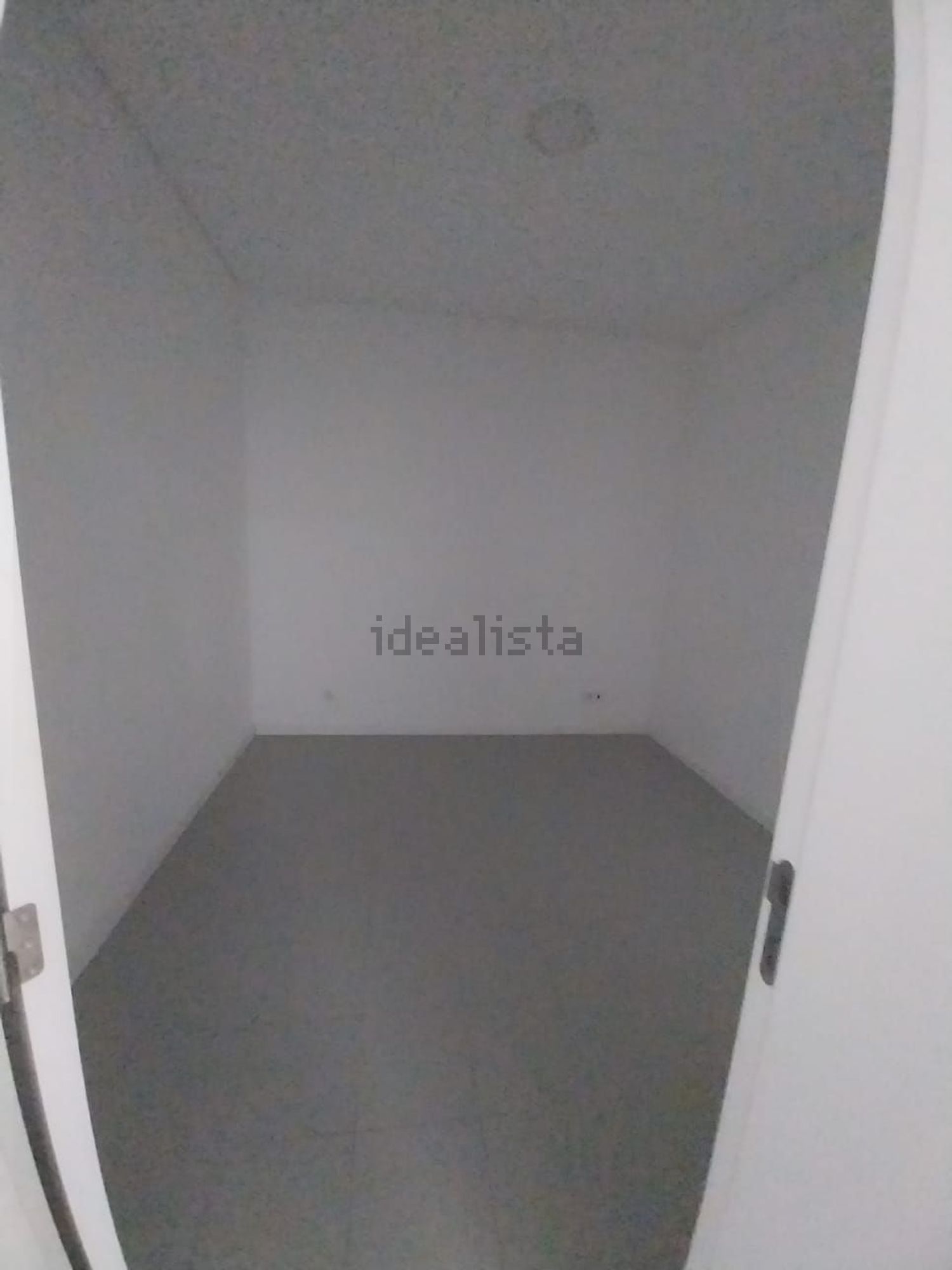 出租t0（单人公寓）在Rua Poeta do Bocage, 25 - 居住