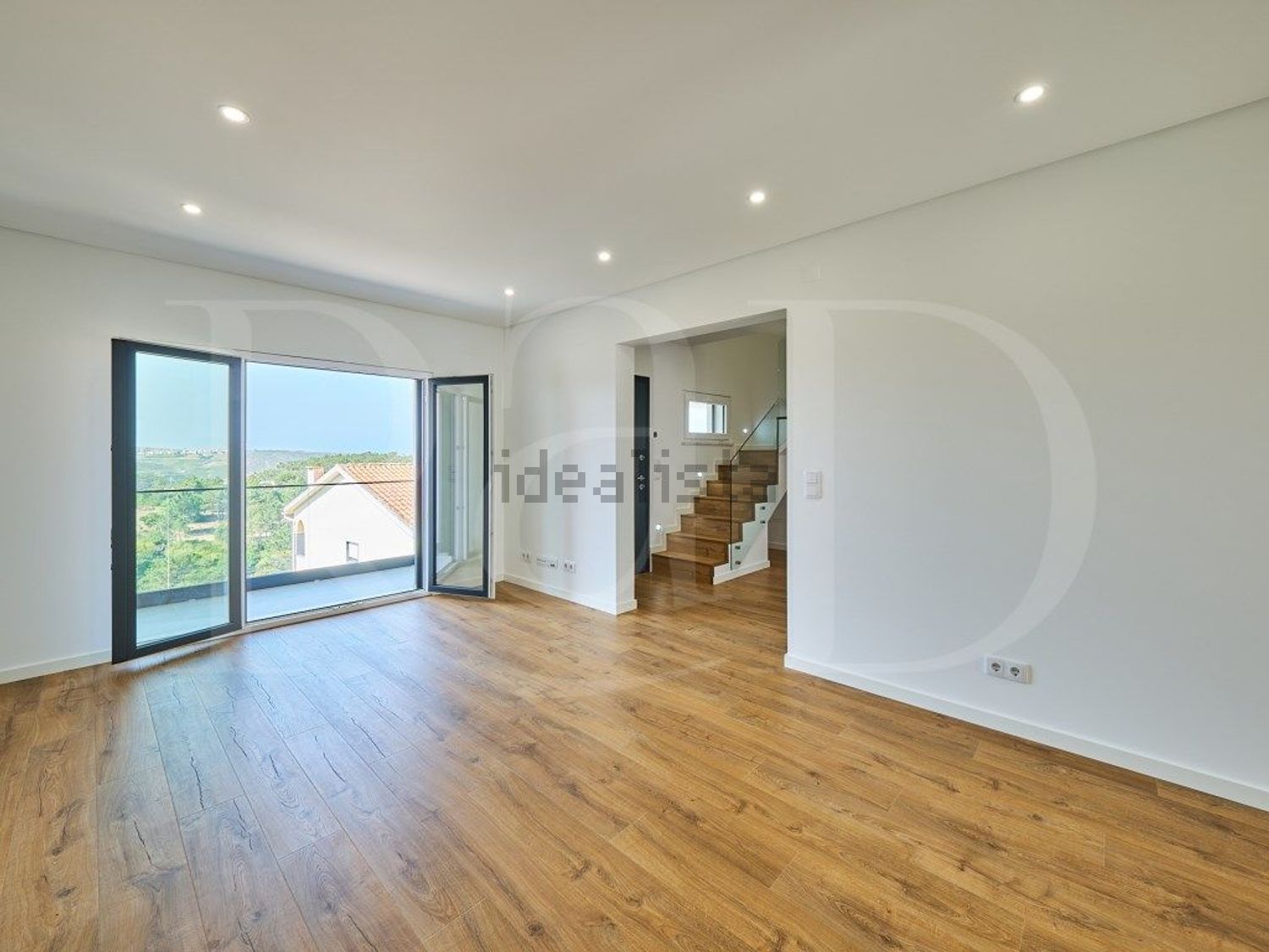 小楼房或独栋别墅出售在Rua do Massapêz, 43 - 客厅