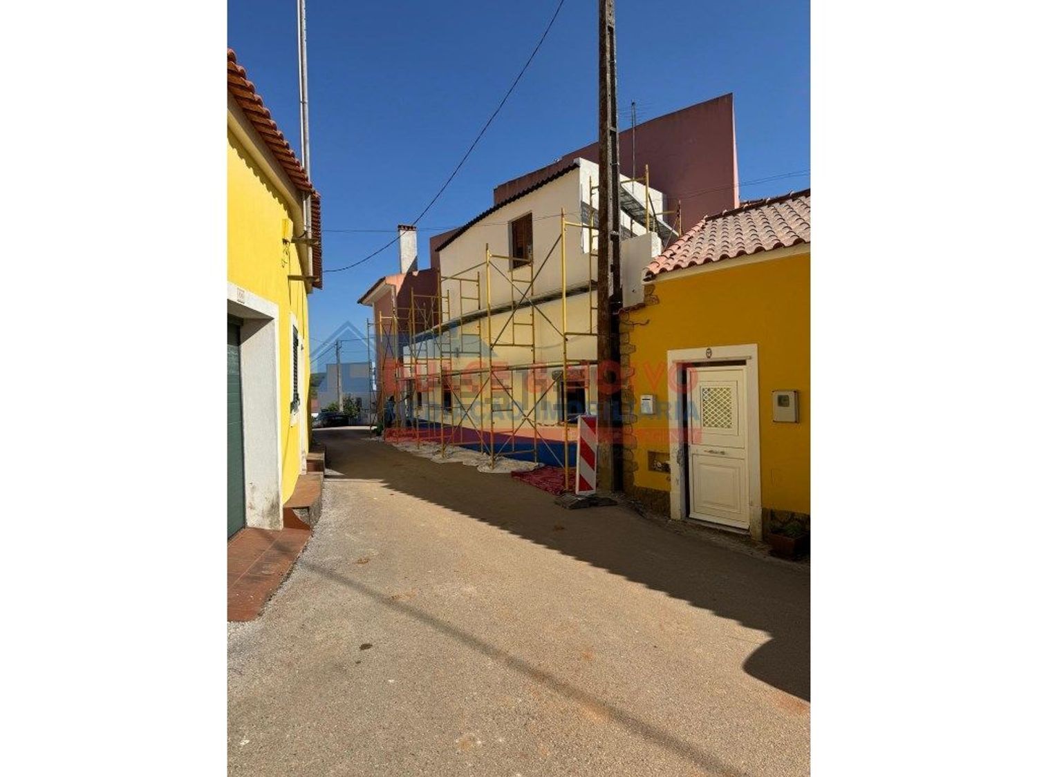 小楼房或独栋别墅出售在Rua da Esperança, 7 - 外立面