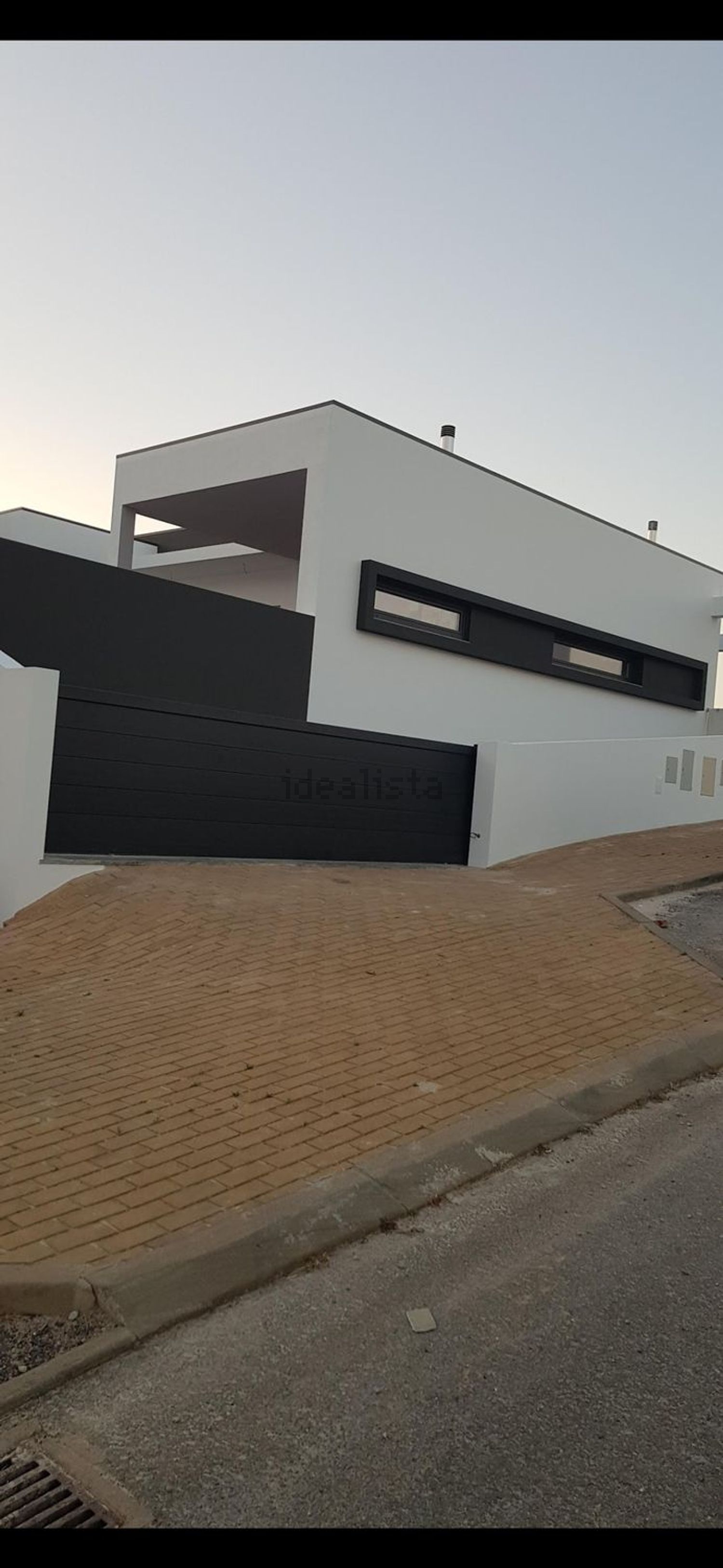 小楼房或独栋别墅出售在Rua Manuel José Da Silva, 2 - 外立面