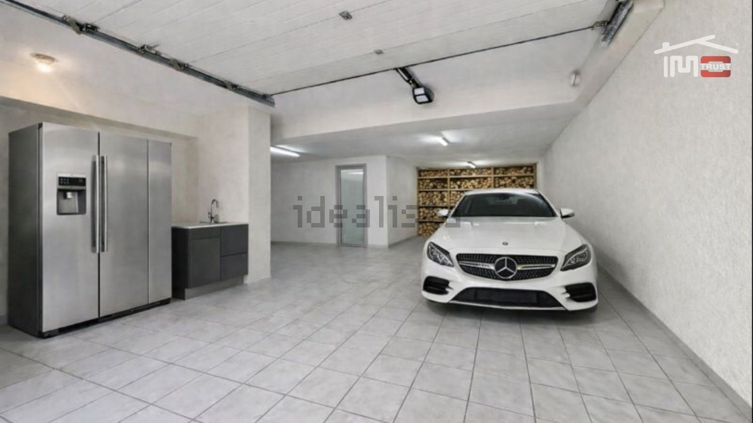 双拼别墅出售在Rua da Fábrica - 停车位