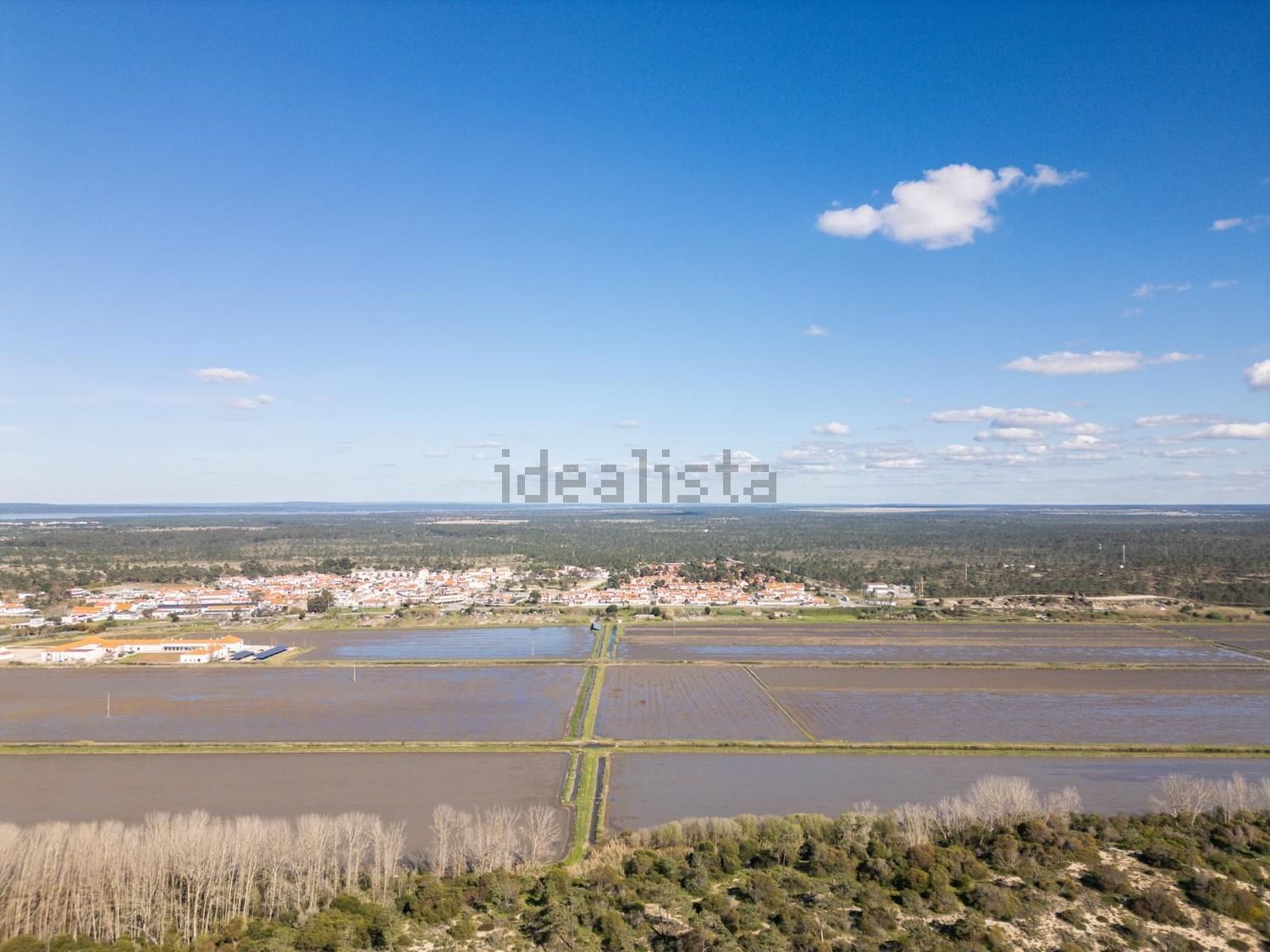 小楼房或独栋别墅出售在Rua da Mondina - 视线