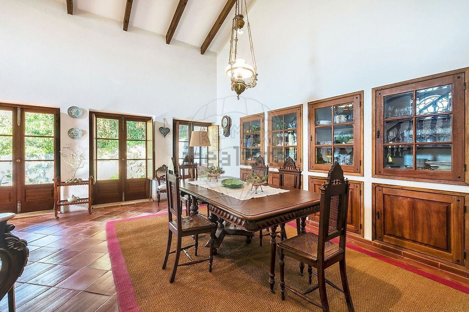 小楼房或独栋别墅出售R. da Portela - 客厅