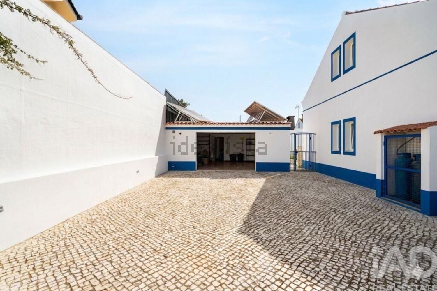 小楼房或别墅出售在Vale de Choupos - Choilo - Galeotas - 停车位