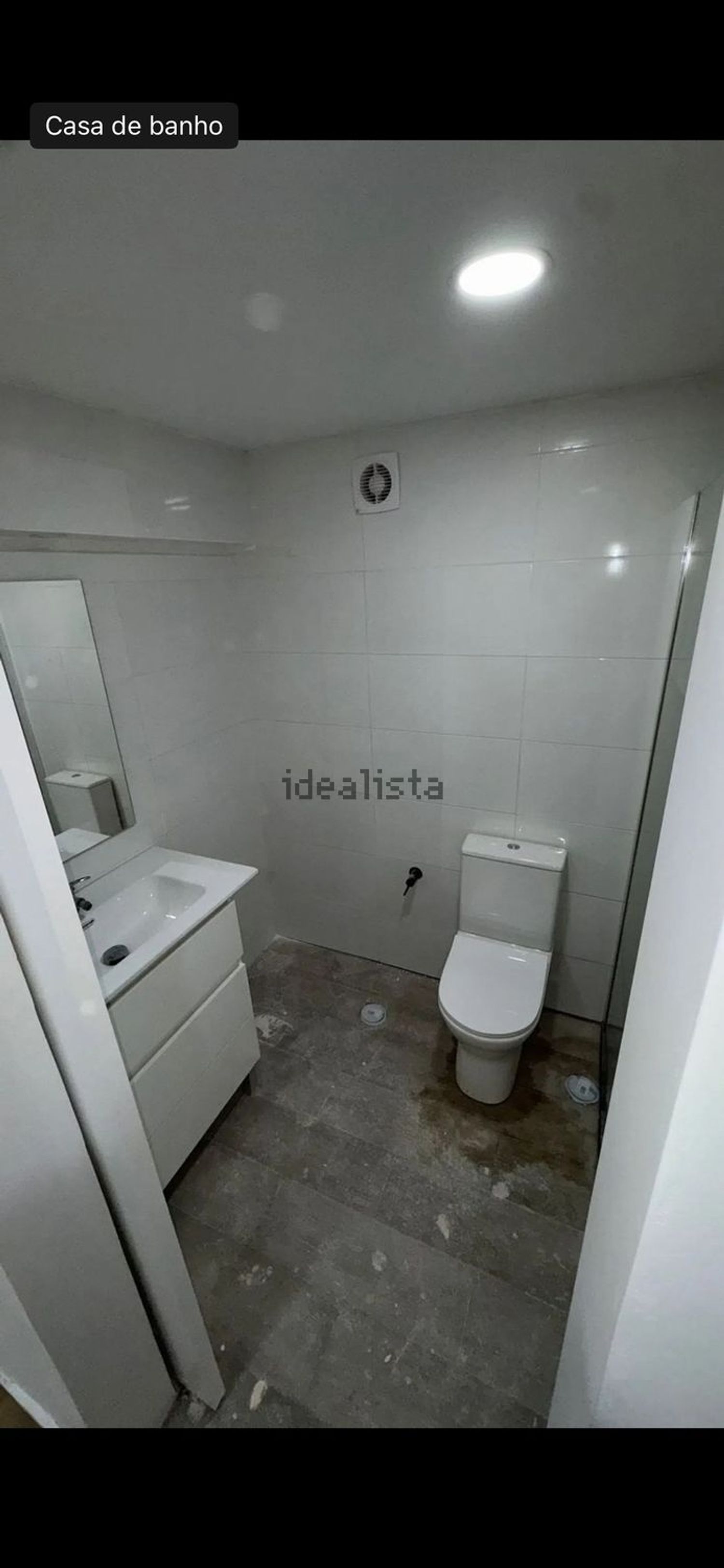 出租房间在Rua Pêro da Covilhã, 97 - 卫生间