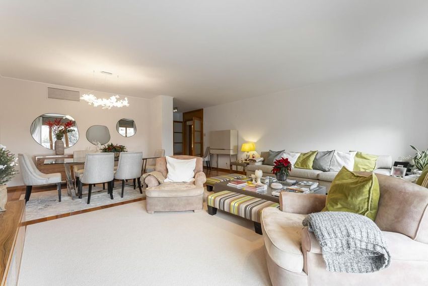 公寓 t4出售在Rua da Nau Catrineta