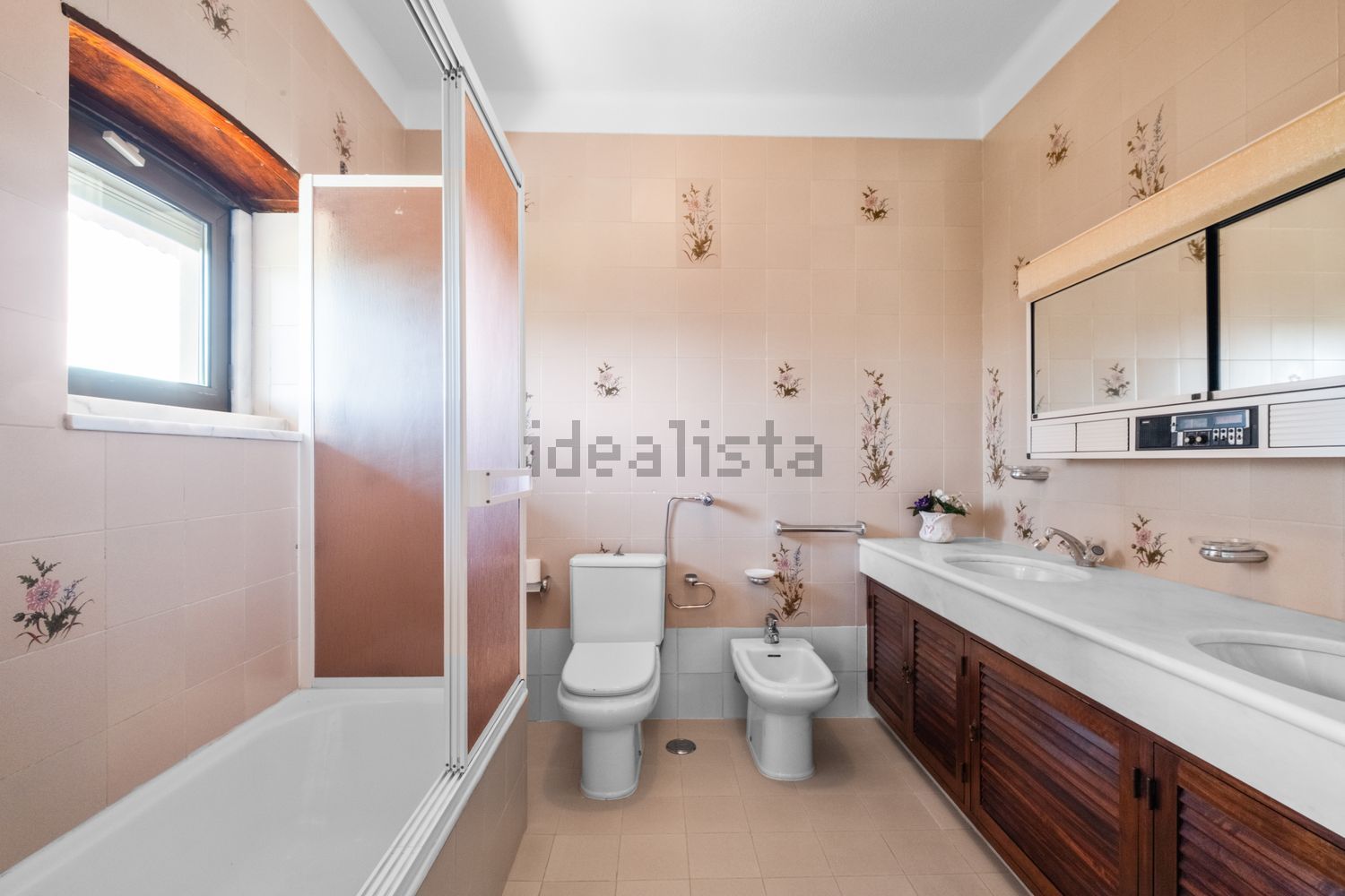 小楼房或独栋别墅出售在Rua Principal - 卫生间