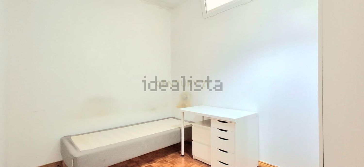 公寓 t3出售在Rua Tomás Alcaide, 100 - 照片