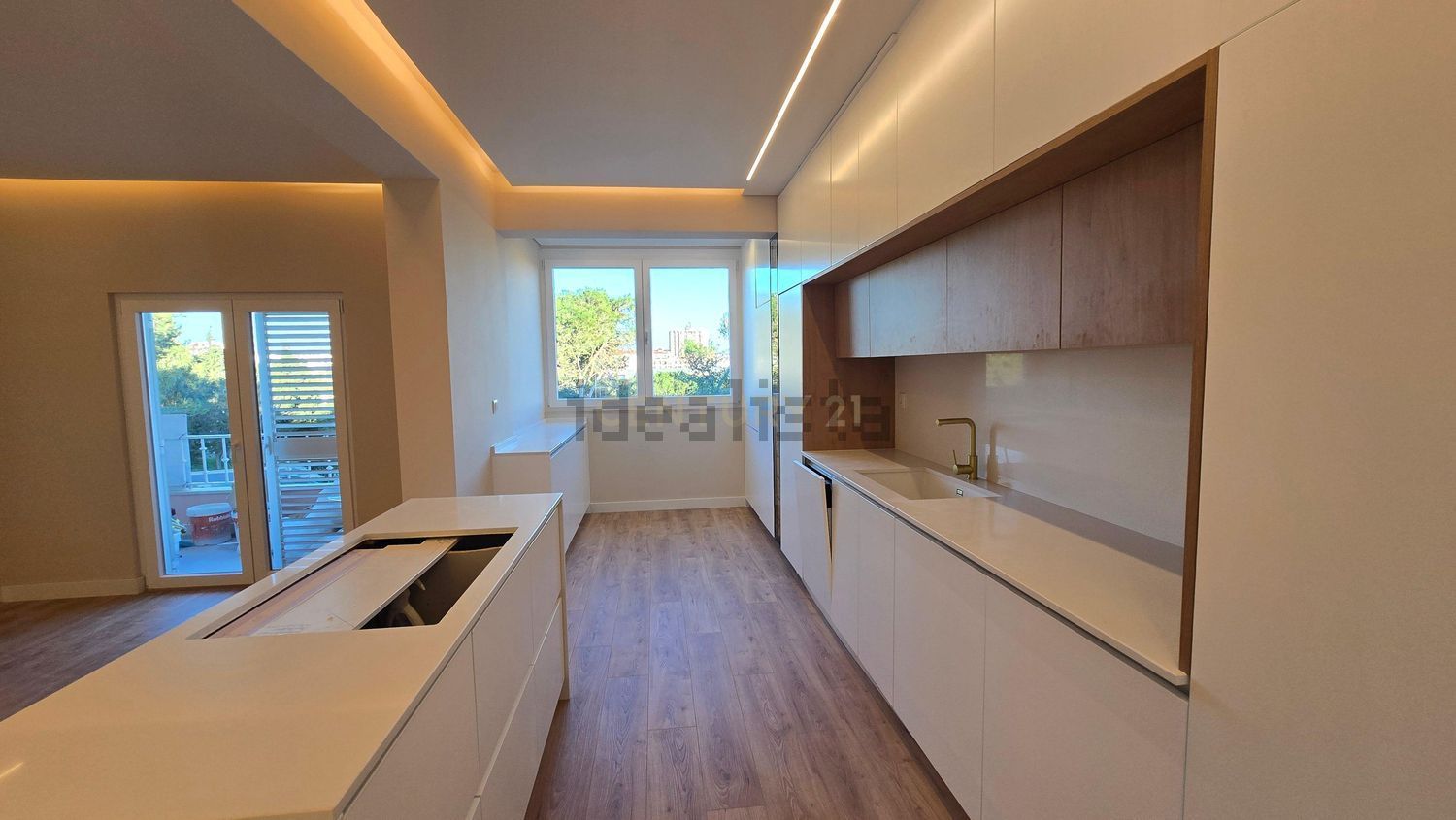 复式公寓出售在Costa da Guia - 厨房