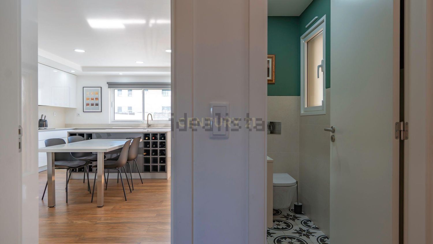 小楼房或独栋别墅出售在Avenida Engenheiro Arantes e Oliveira, 4 - 照片