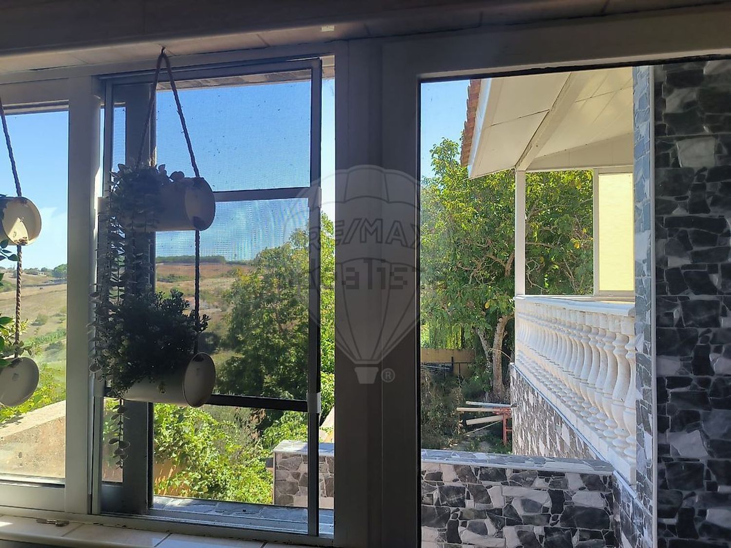 小楼房或独栋别墅出售在Rua da Mata de Palhacana - 阳台