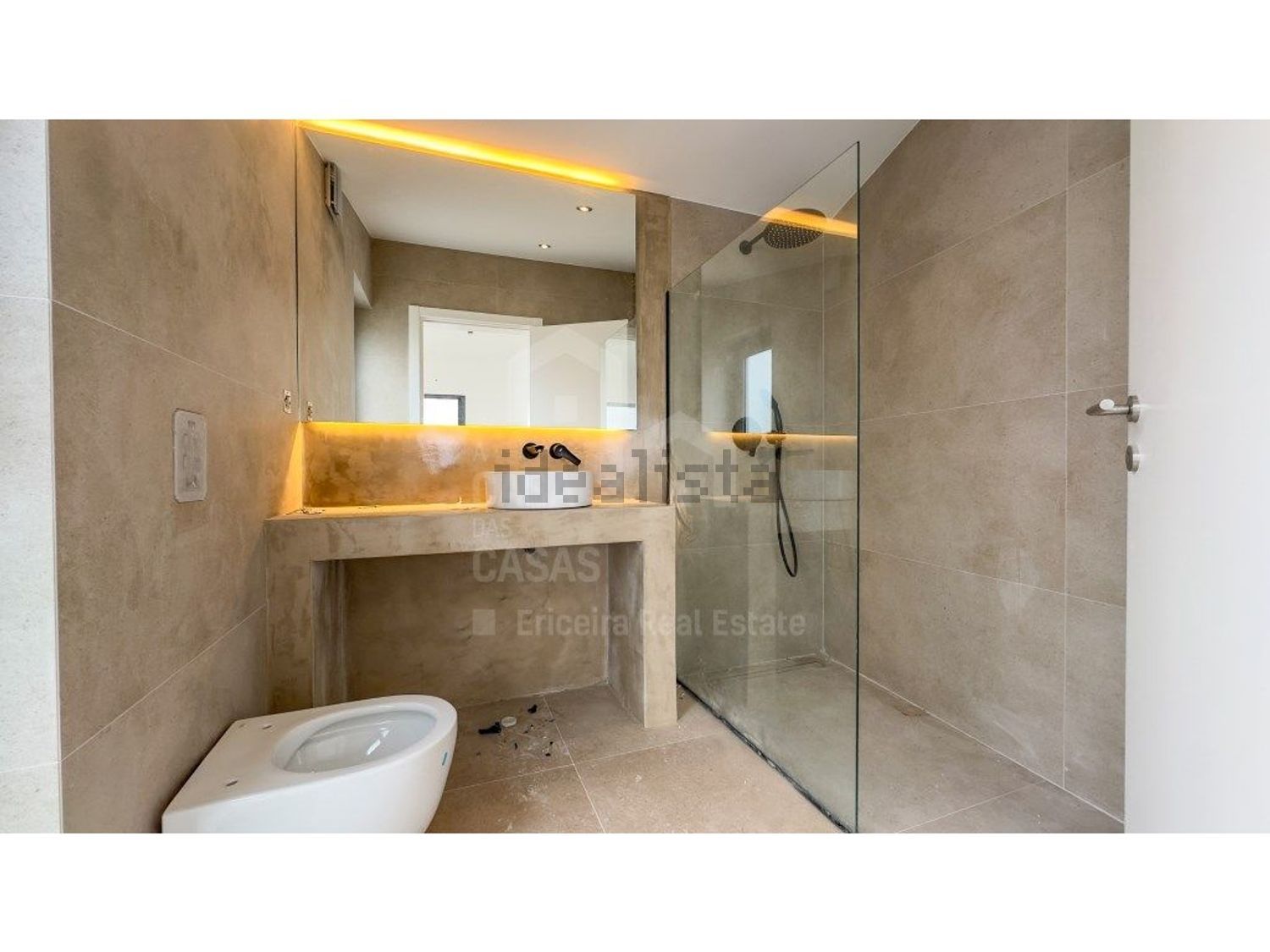 小楼房或独栋别墅出售在Santo Isidoro - 卫生间