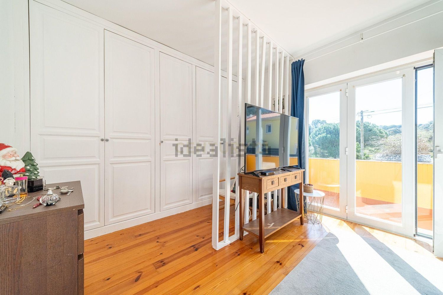 小楼房或独栋别墅出售在Rua da Encosta de São Silvestre, 21 - 客厅