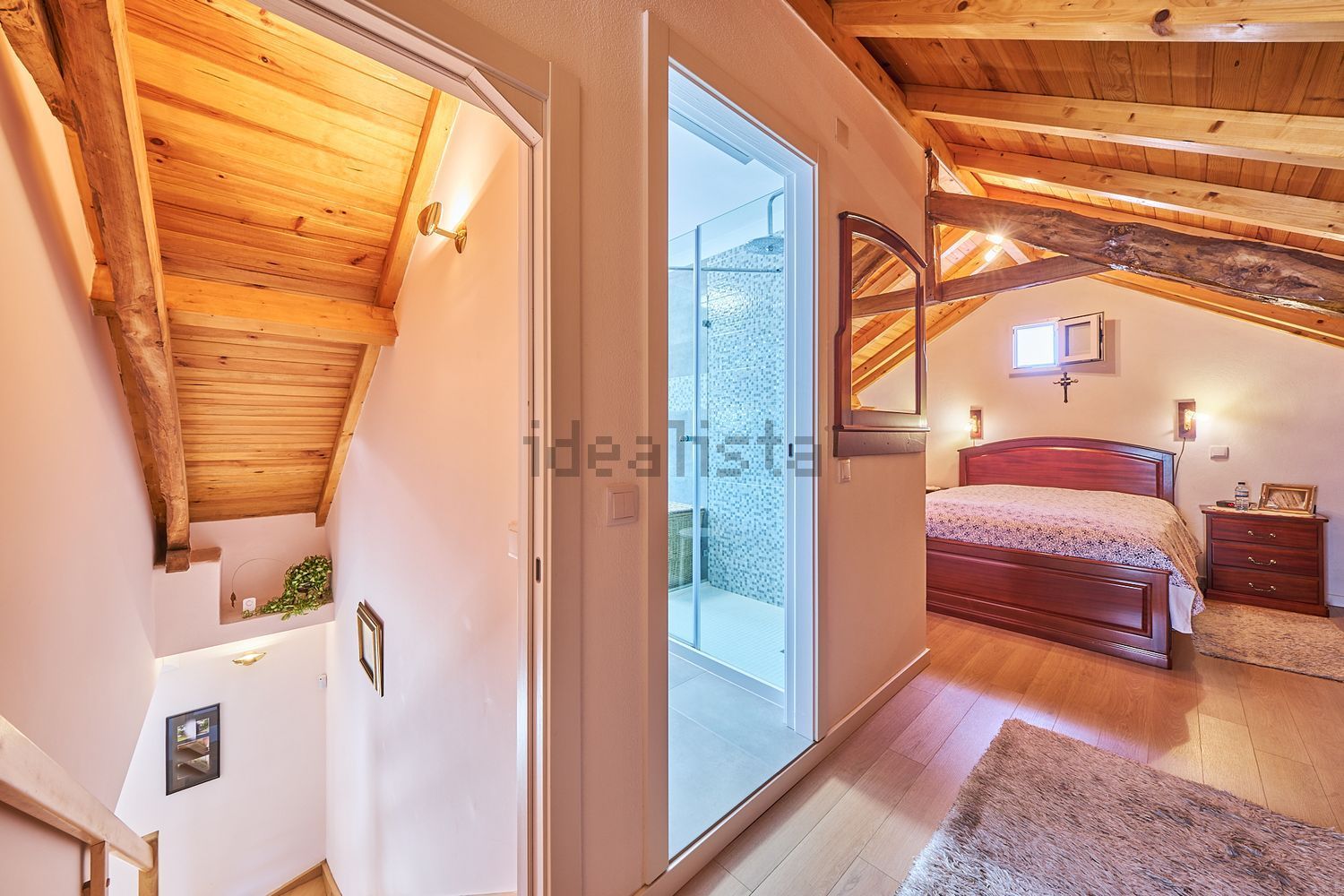 小楼房或独栋别墅出售在Rua da Bica - 卧室