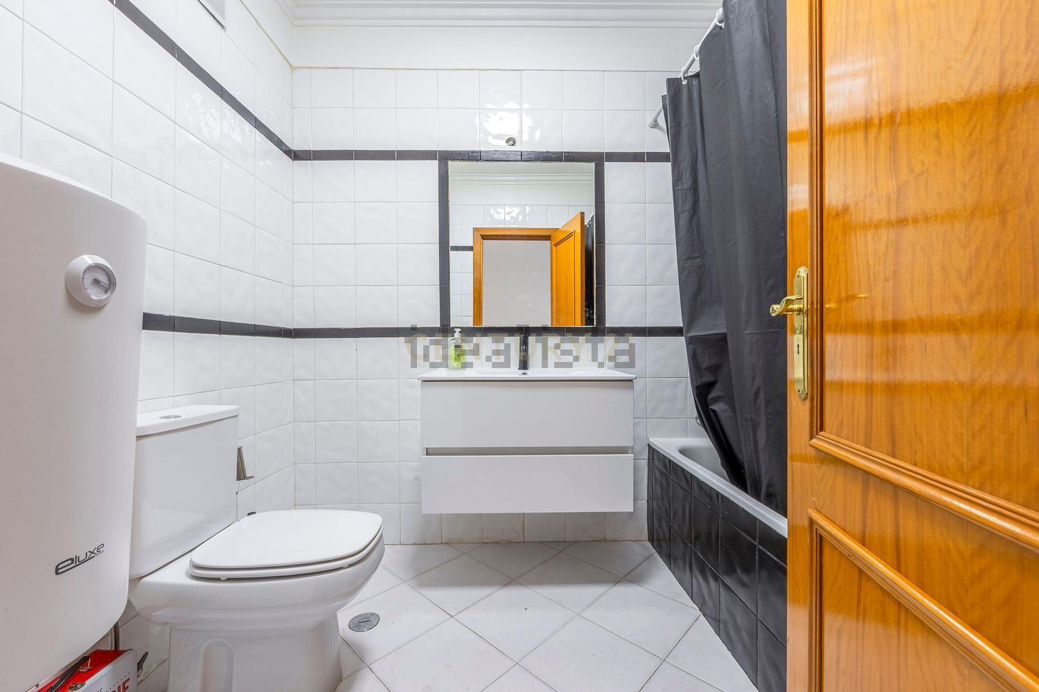 公寓 t4出售在Rua David Mourão-Ferreira s/n - 卫生间