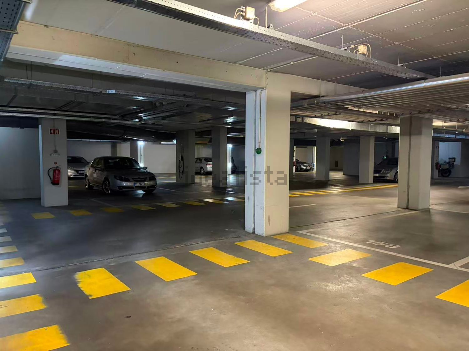 公寓 t4出售在Rua das Caravelas - 停车位