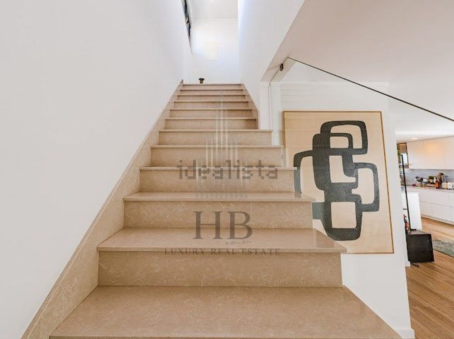 小楼房或独栋别墅出售magoito - 详情