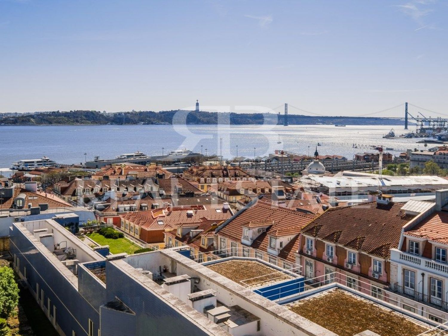 公寓 t3出售在Rua António Maria Cardoso, 11 - 视线