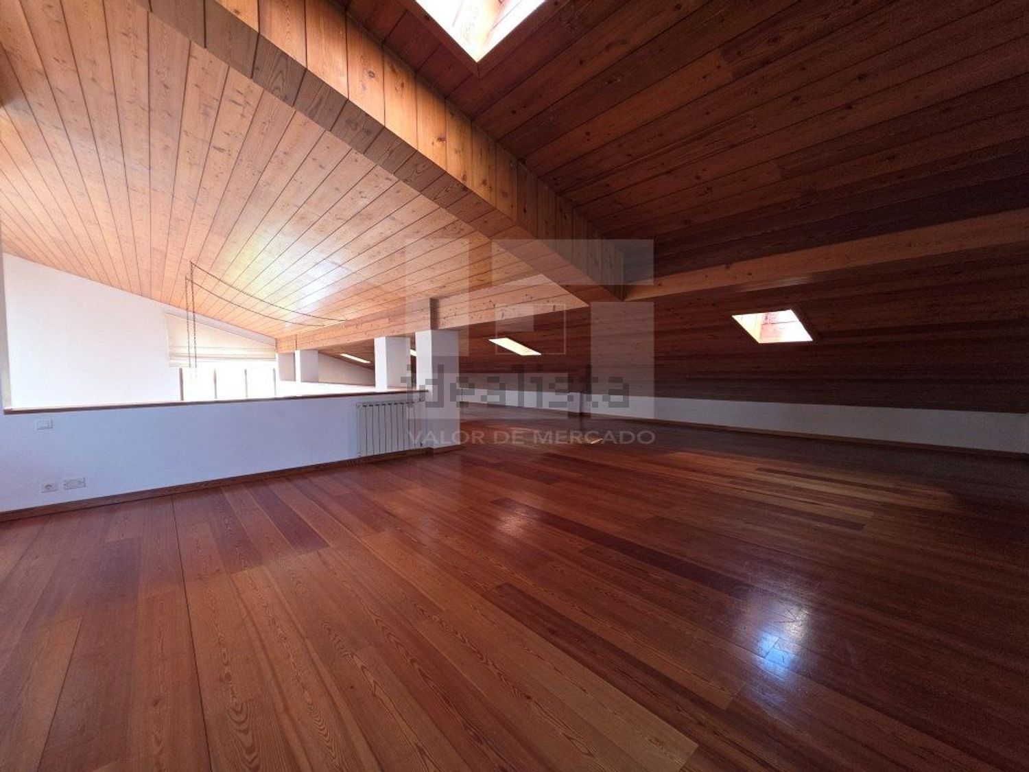 出租小楼房或独栋别墅在Rua Mato da Mina, 22 - 照片