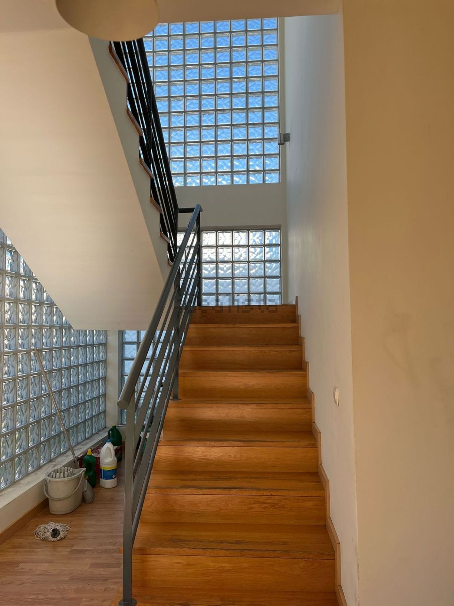 出租房间在Rua Mário Sá Carneiro, 2413 - 详情