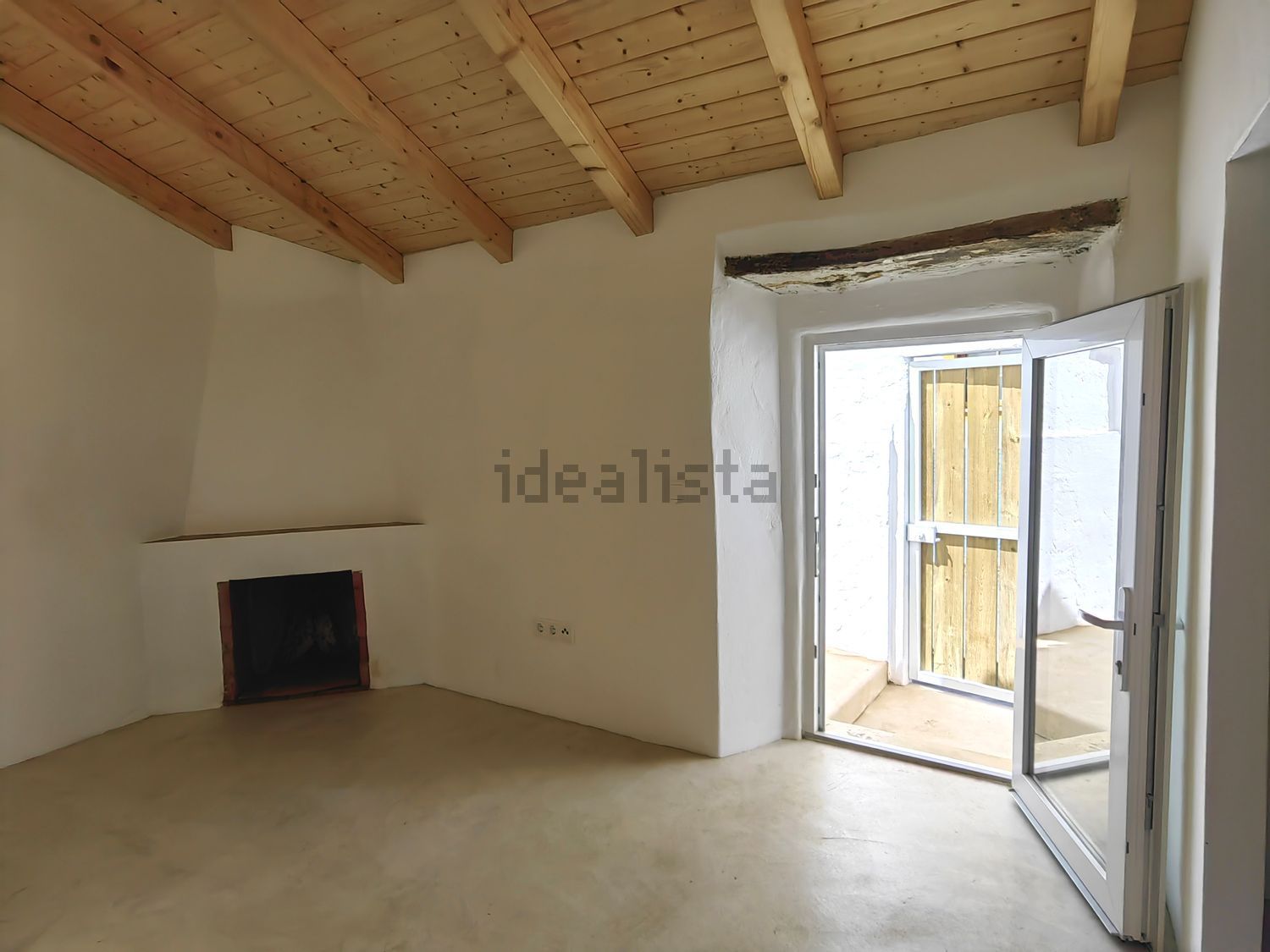 双拼别墅出售在Rua Sebastião Sobral Figueira, 39 - 客厅