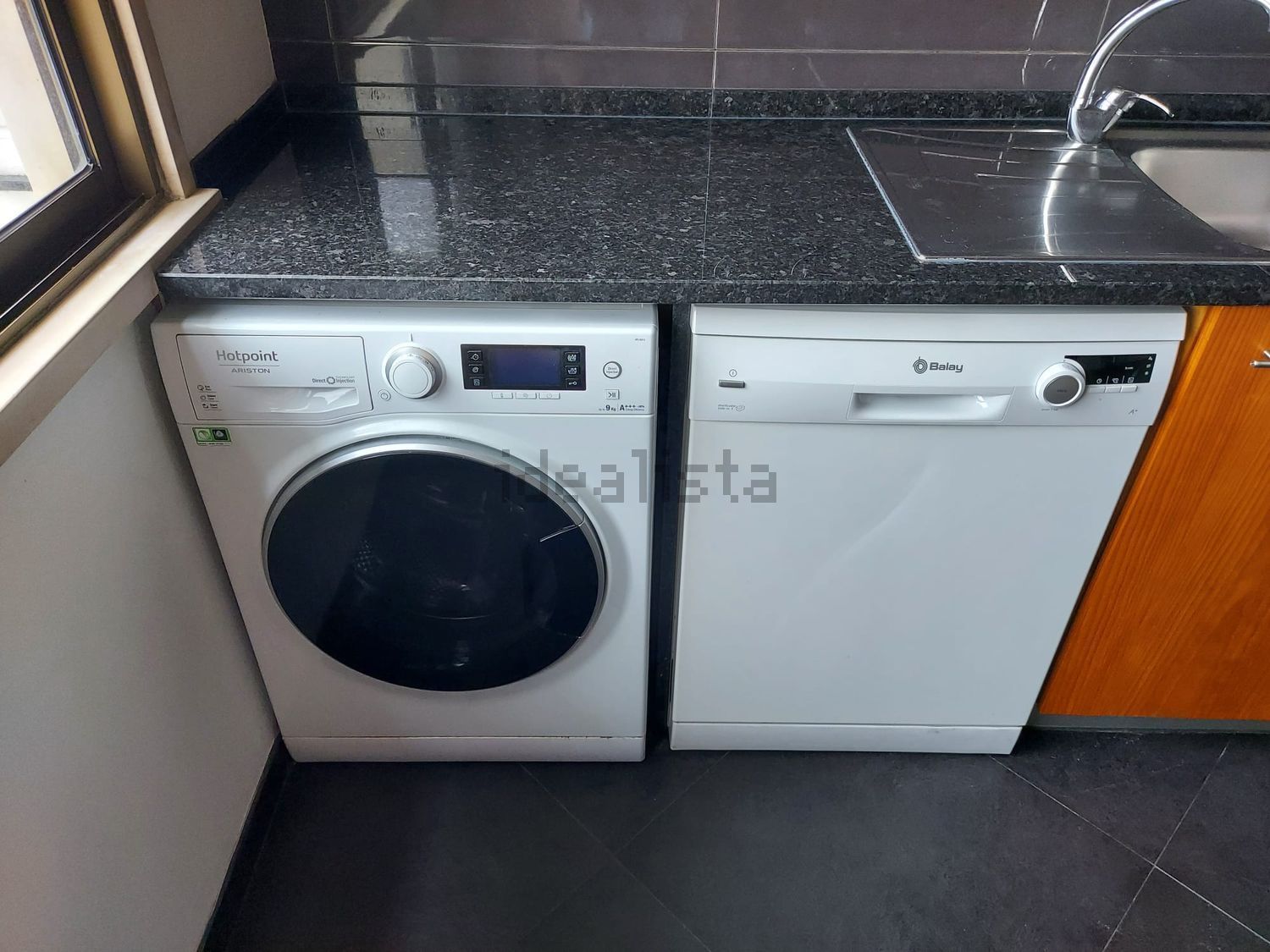 出租公寓 t2在Praça Infante Dom Duarte, 5 - 厨房