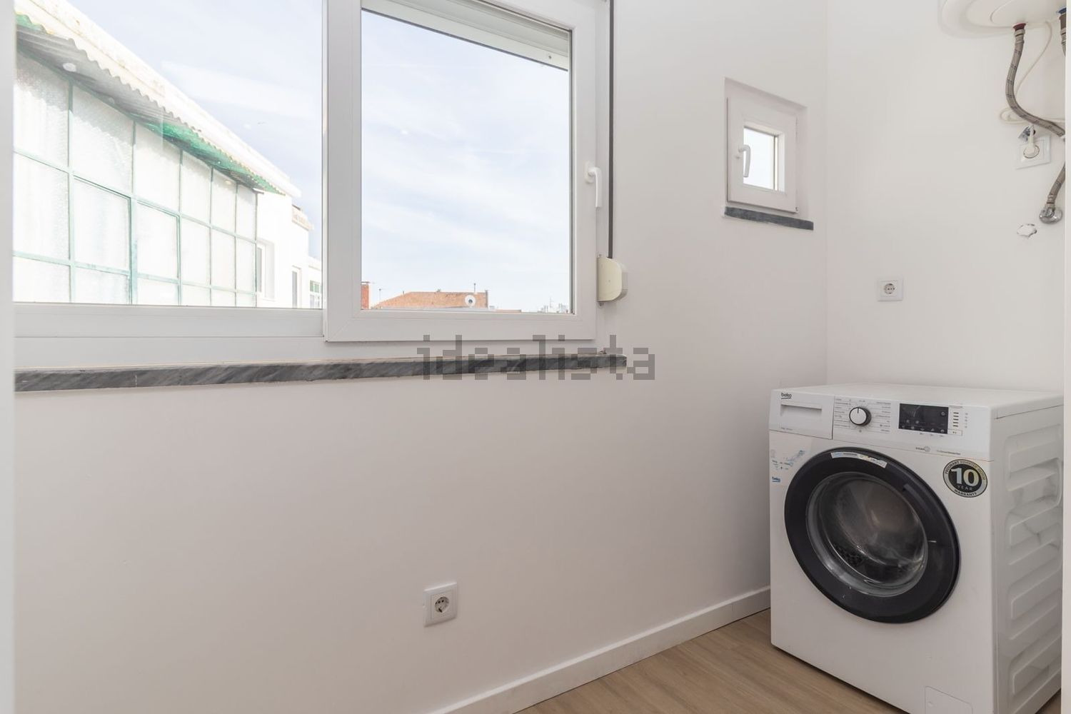 公寓 t2出售在Rua Dom José Cárcomo Lobo, 33 - 厨房