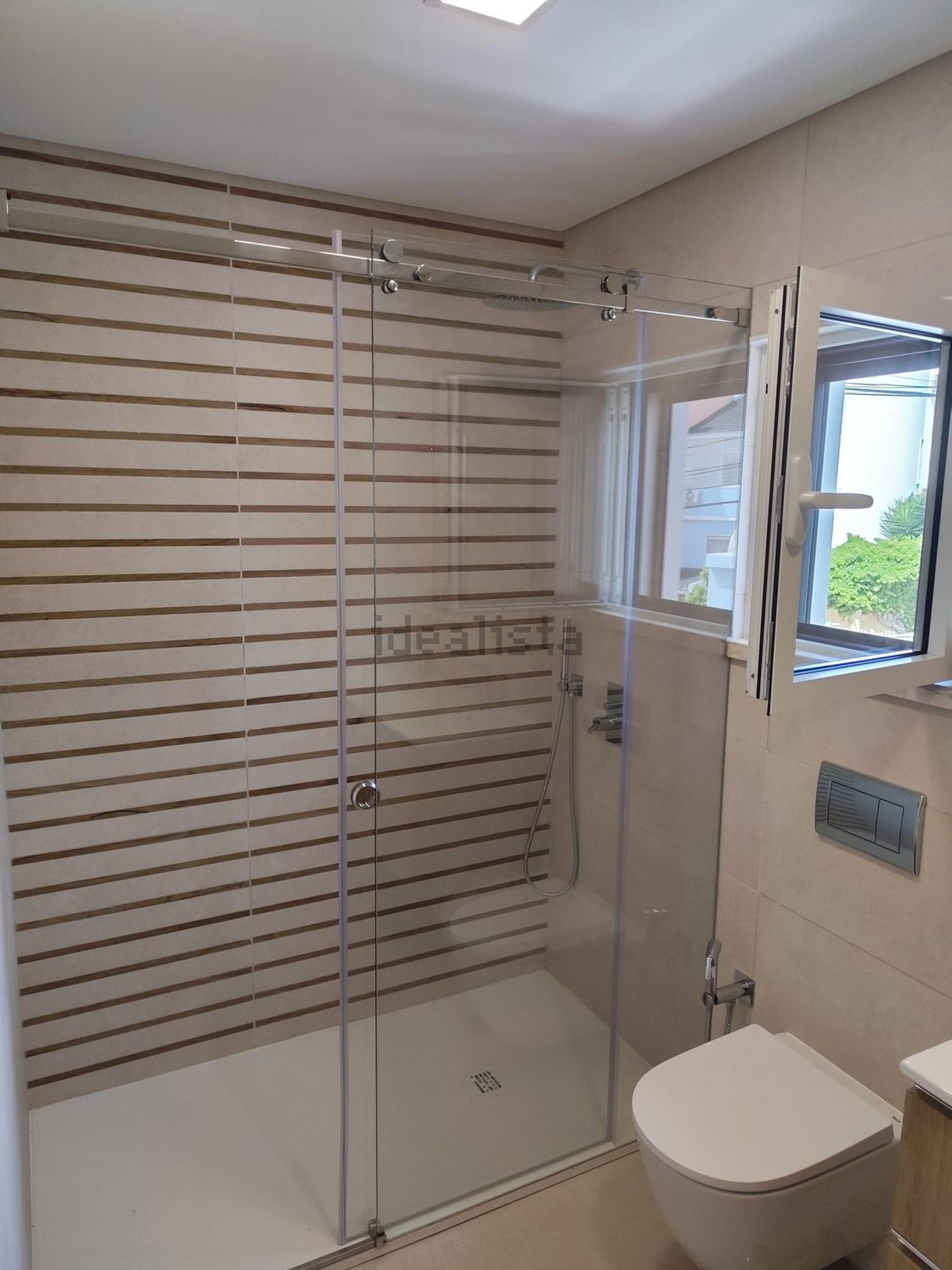 出租小楼房或独栋别墅在Praceta Santa Rita de Cássia - 卫生间