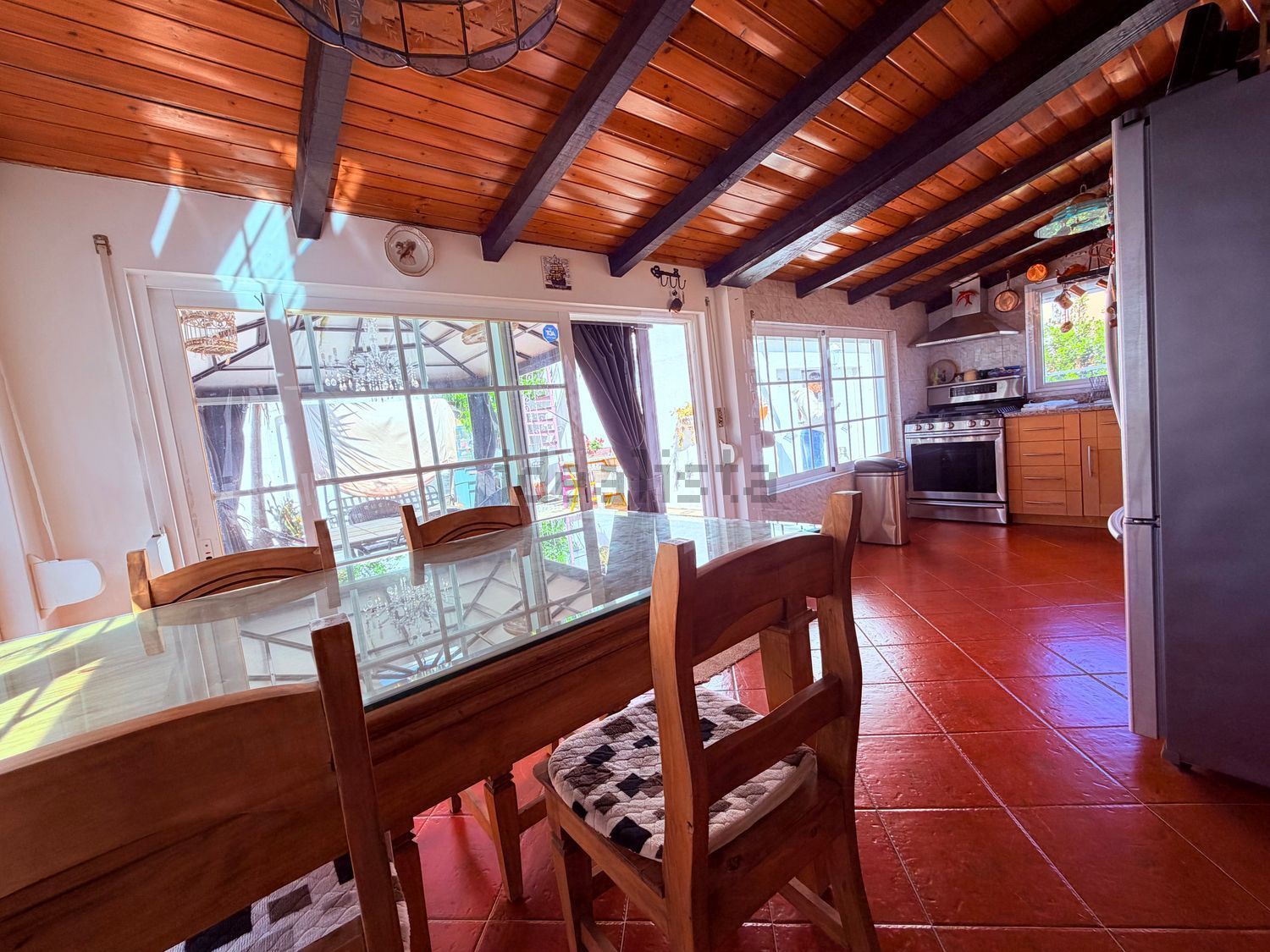 小楼房或独栋别墅出售在Rua Cidade de Leiria, 10 - 客厅