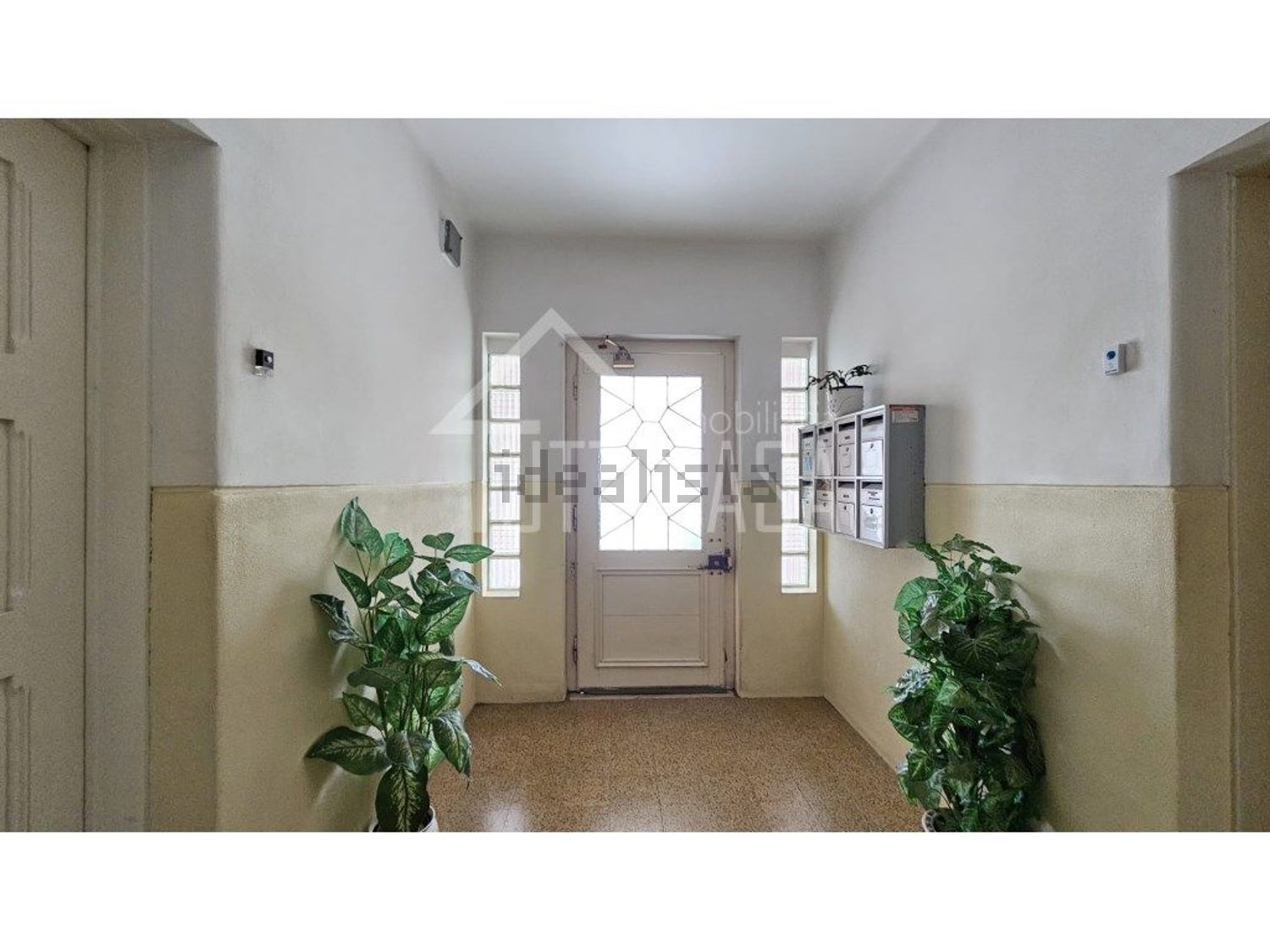 公寓 t2出售在Rua Maria Libania Carrilho, 11 - 过道