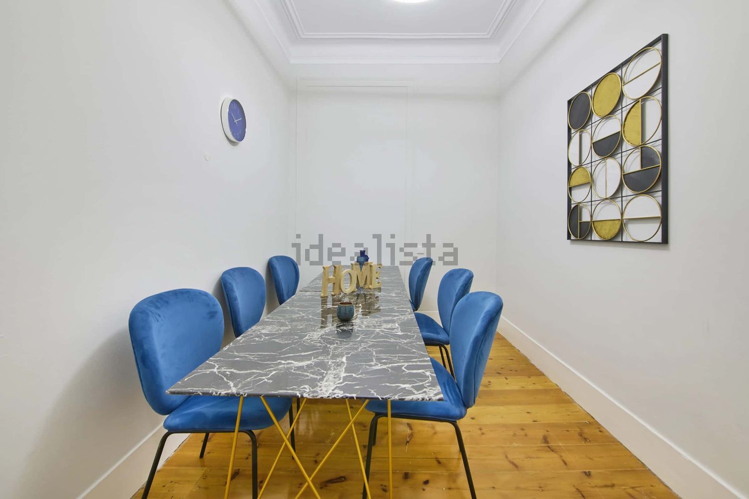 出租房间在Largo Vitorino Damásio, 2 - 客厅