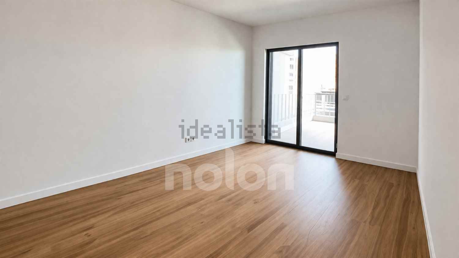 公寓 t4出售在Rua Mário Eloy Pereira, 2 Bloco F2 - 居住